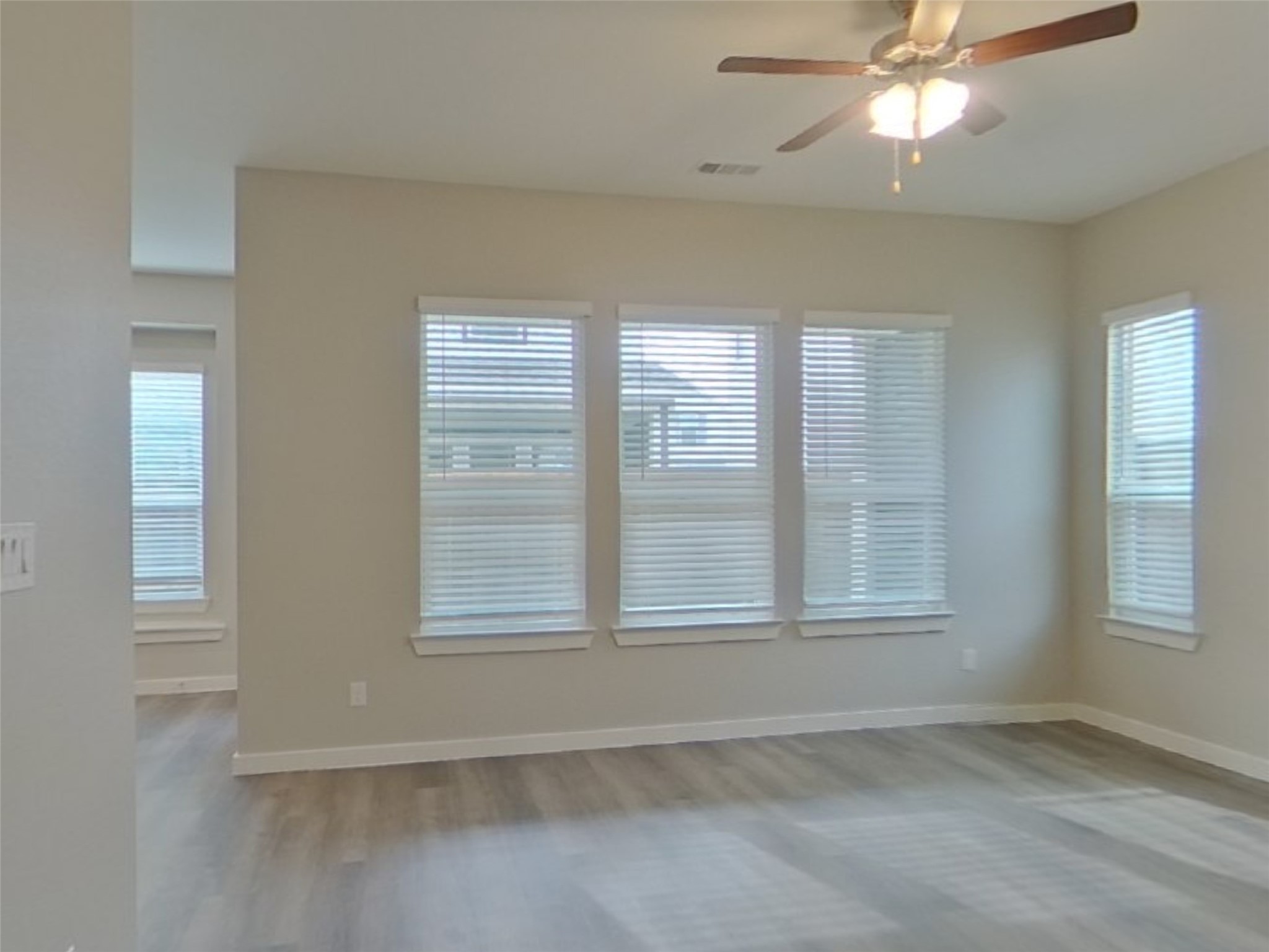 718 Lacewing Drive Arlington TX 76005