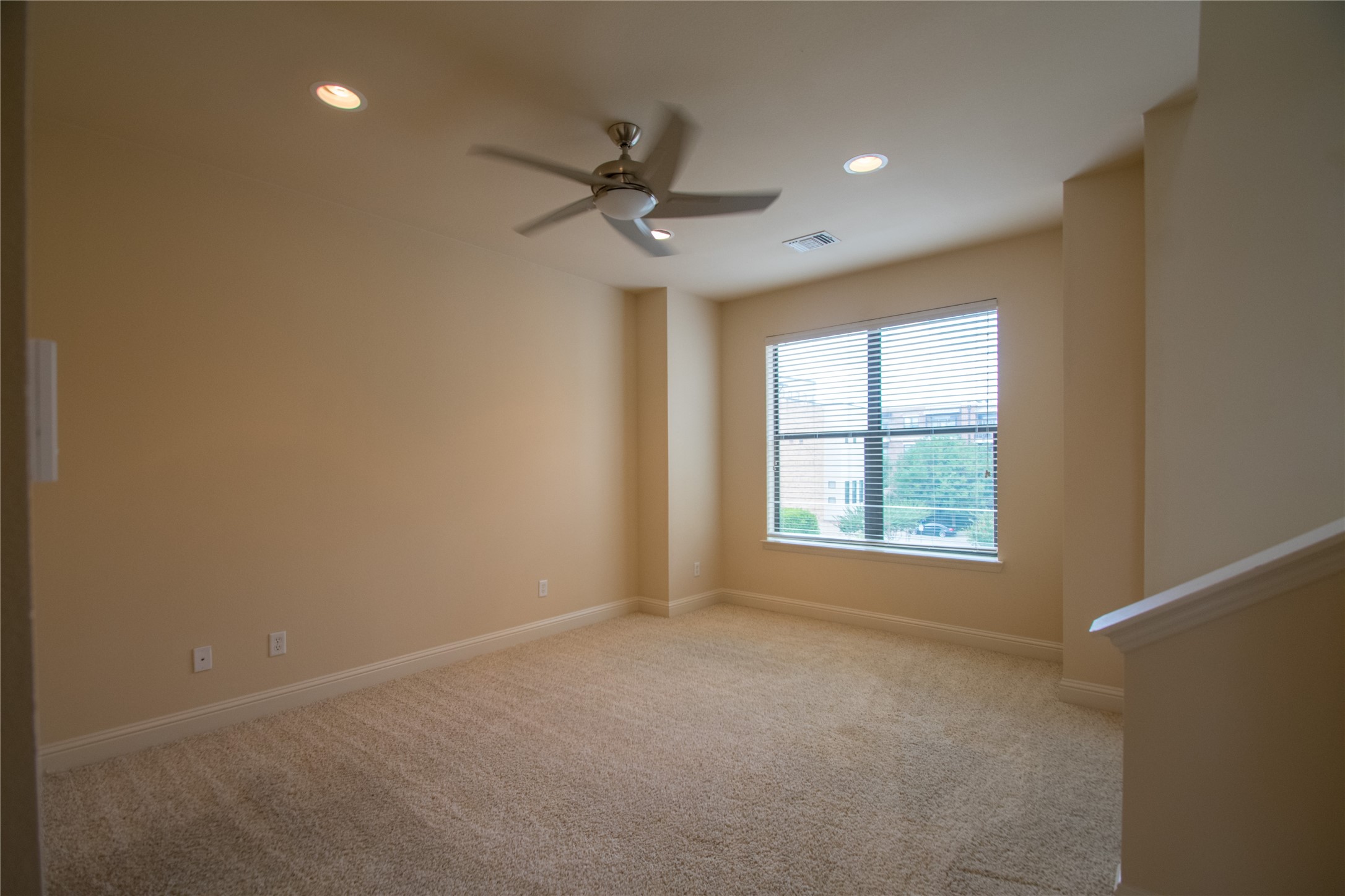 708 Skyline Bluff Court Fort Worth TX 76102