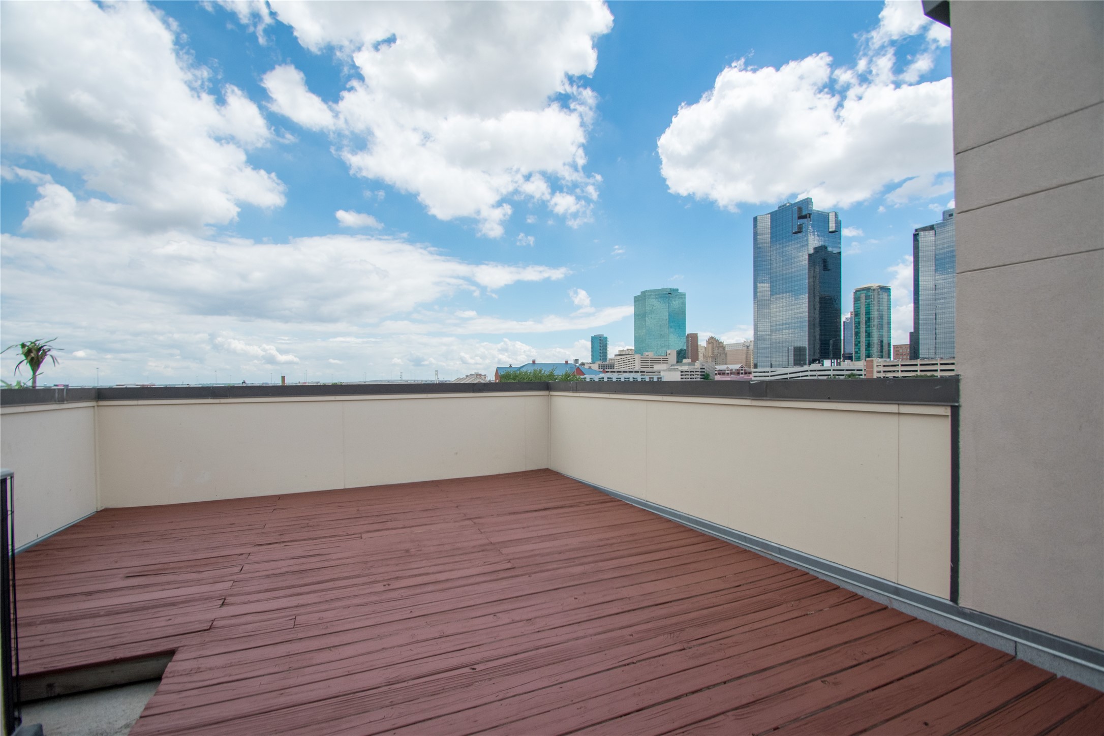 708 Skyline Bluff Court Fort Worth TX 76102