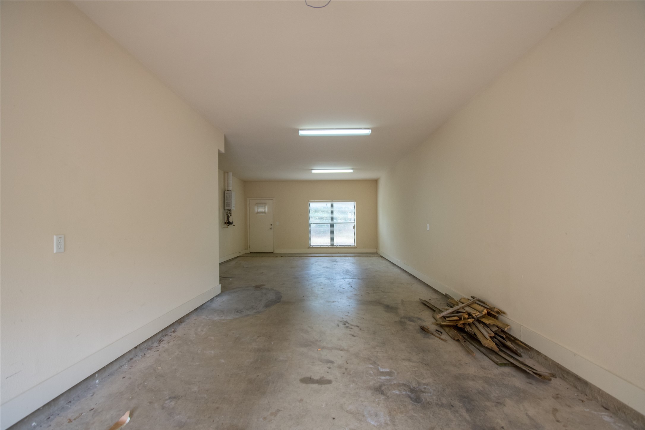 708 Skyline Bluff Court Fort Worth TX 76102