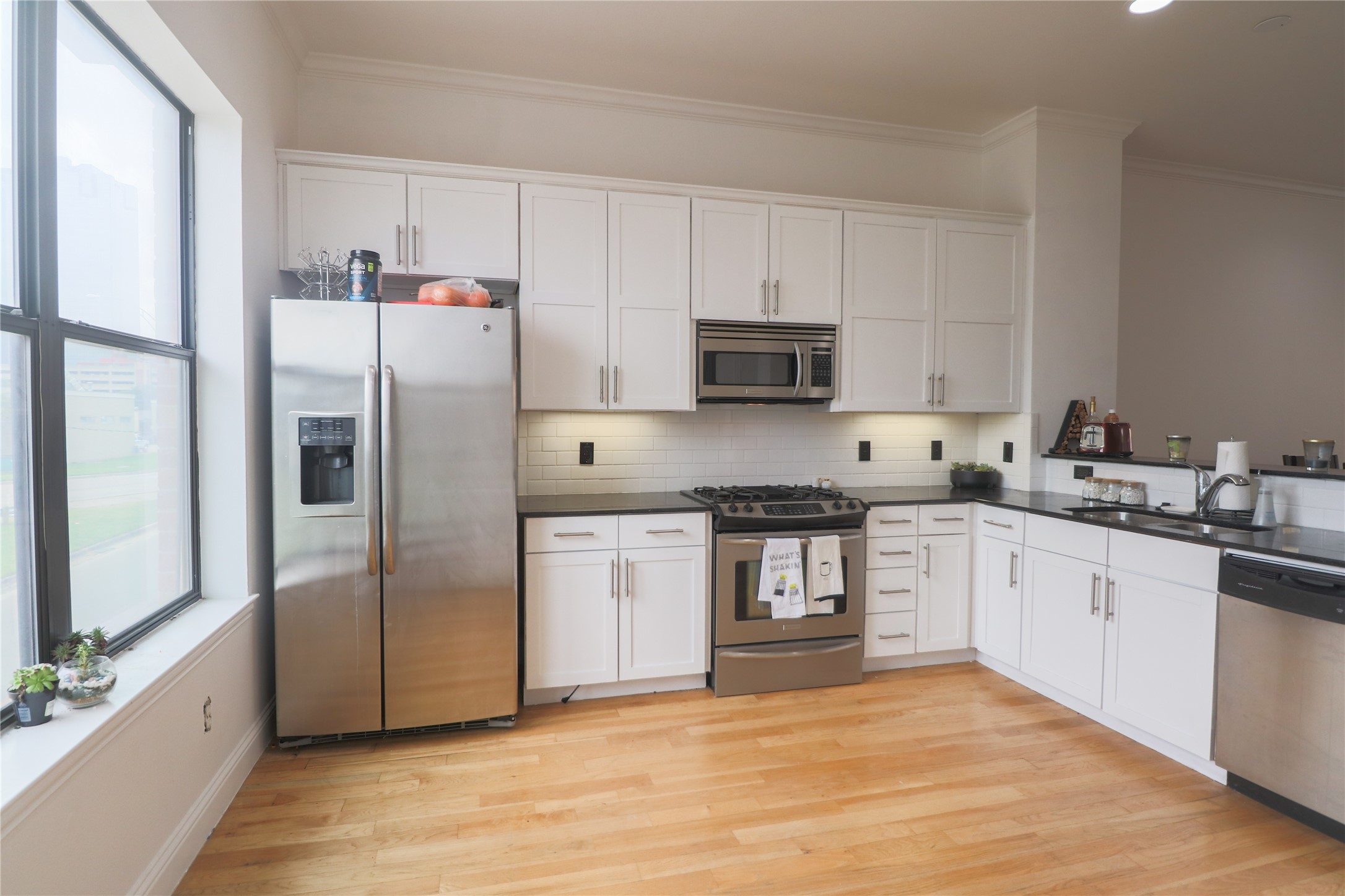 708 Skyline Bluff Court Fort Worth TX 76102