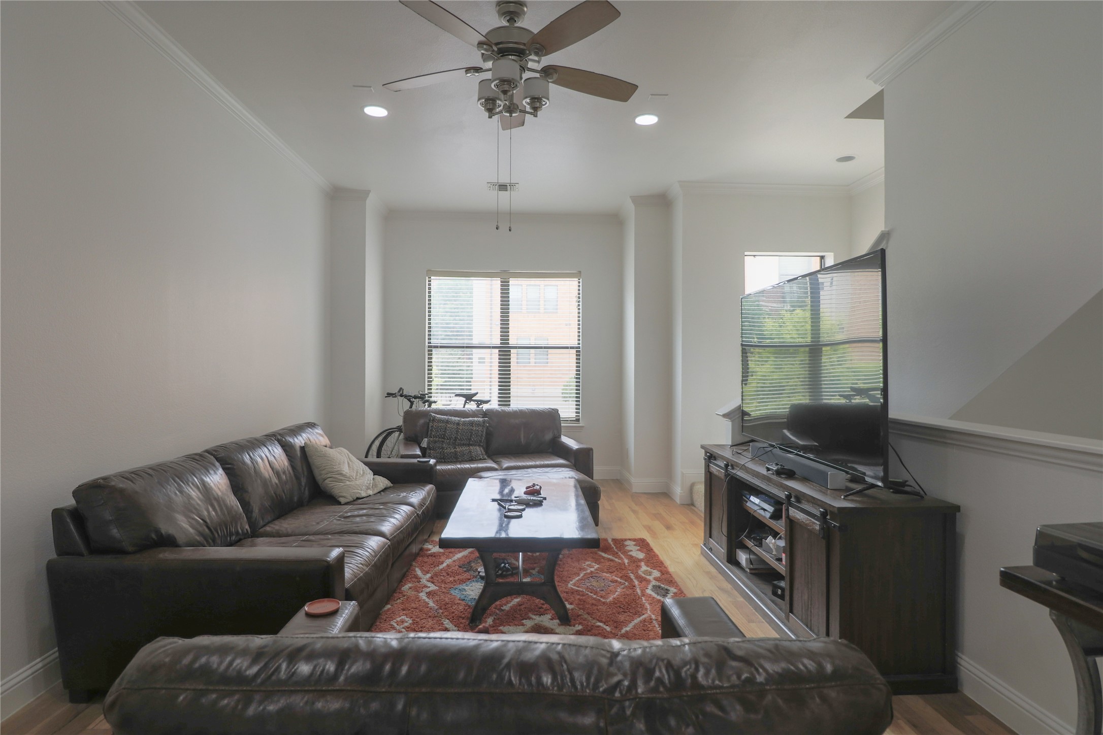 708 Skyline Bluff Court Fort Worth TX 76102