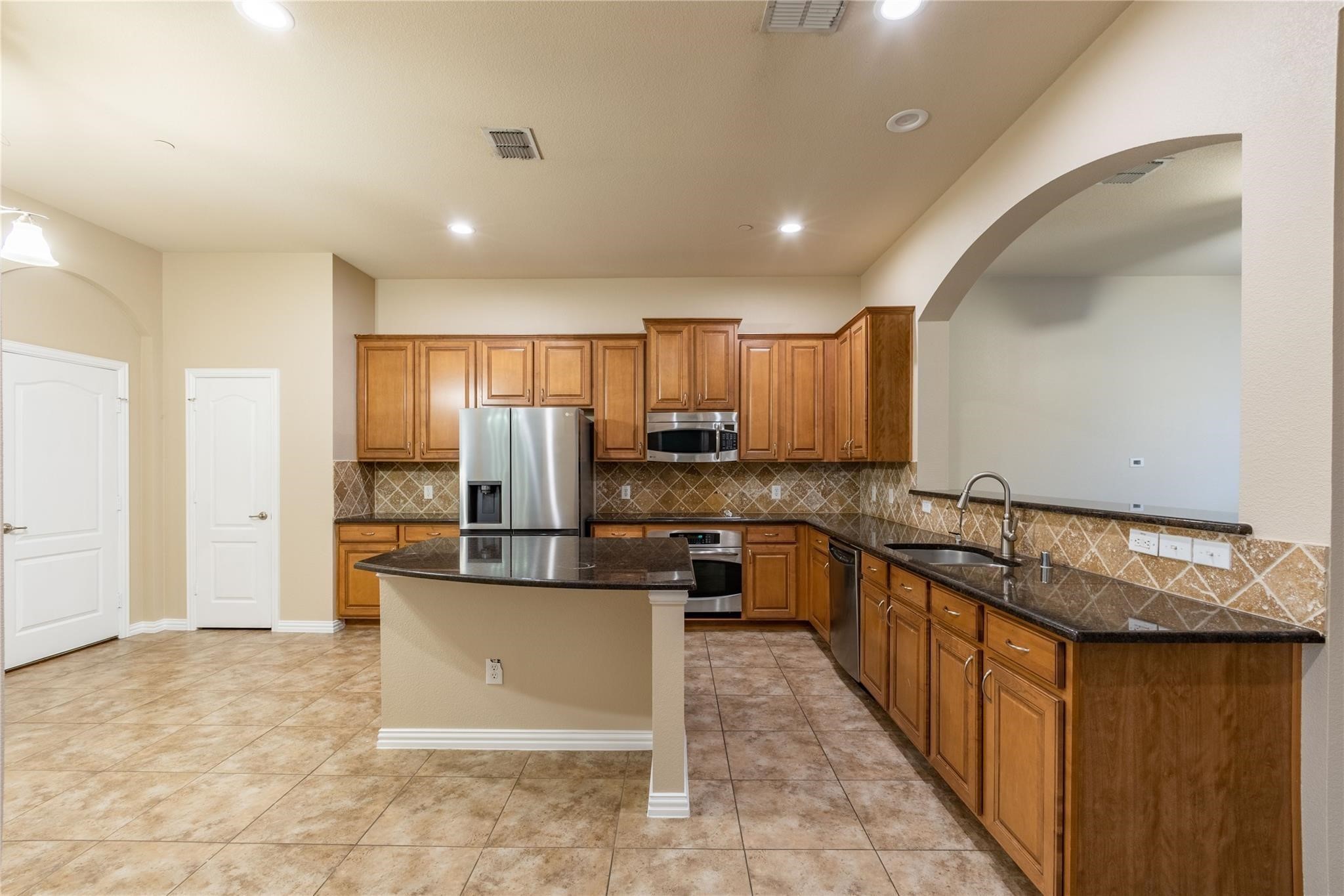 8704 Iron Horse Drive Irving TX 75063