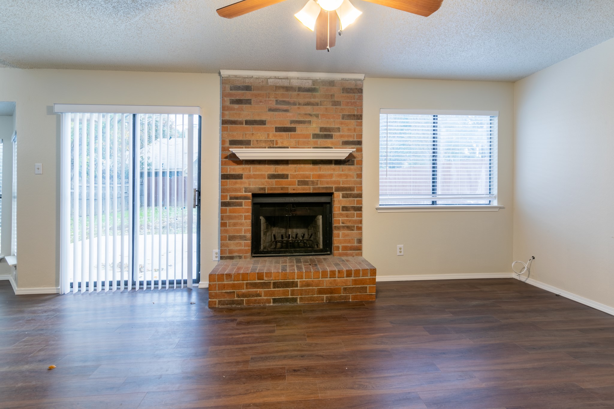 2239 Turf Club Drive Arlington TX 76017
