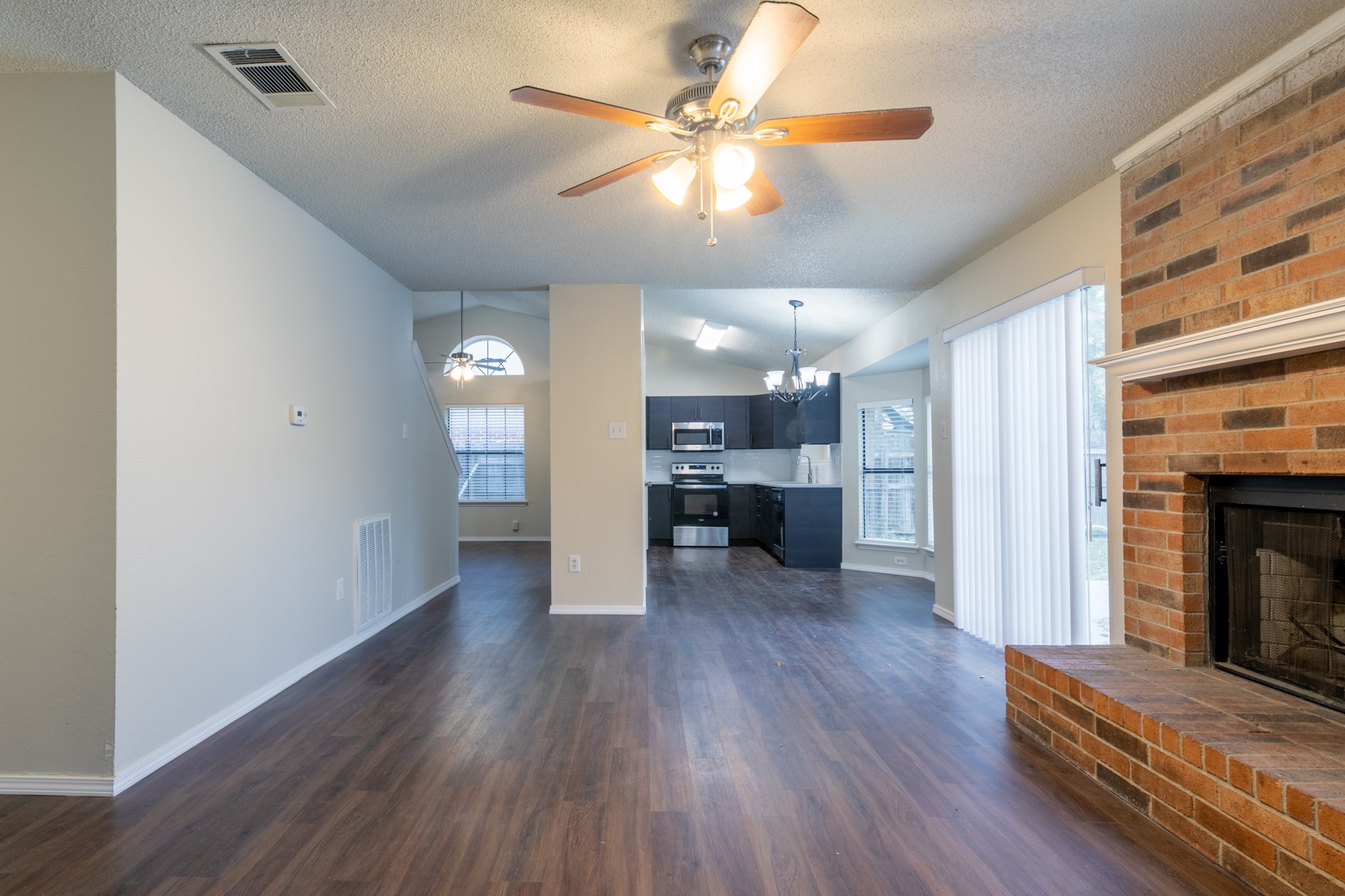 2239 Turf Club Drive Arlington TX 76017