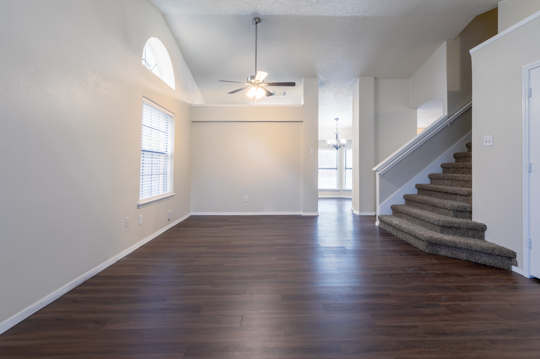 2239 Turf Club Drive Arlington TX 76017