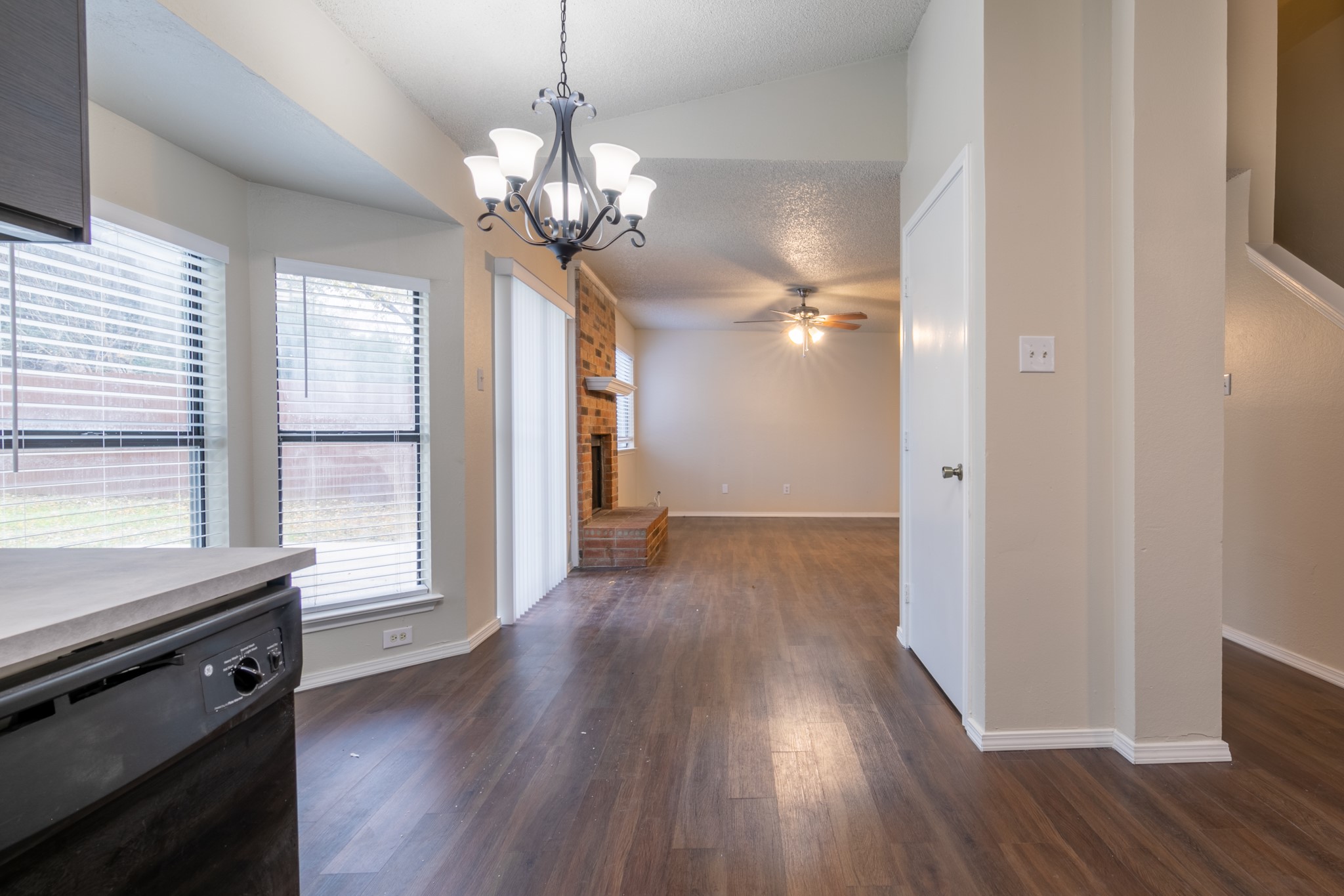2239 Turf Club Drive Arlington TX 76017