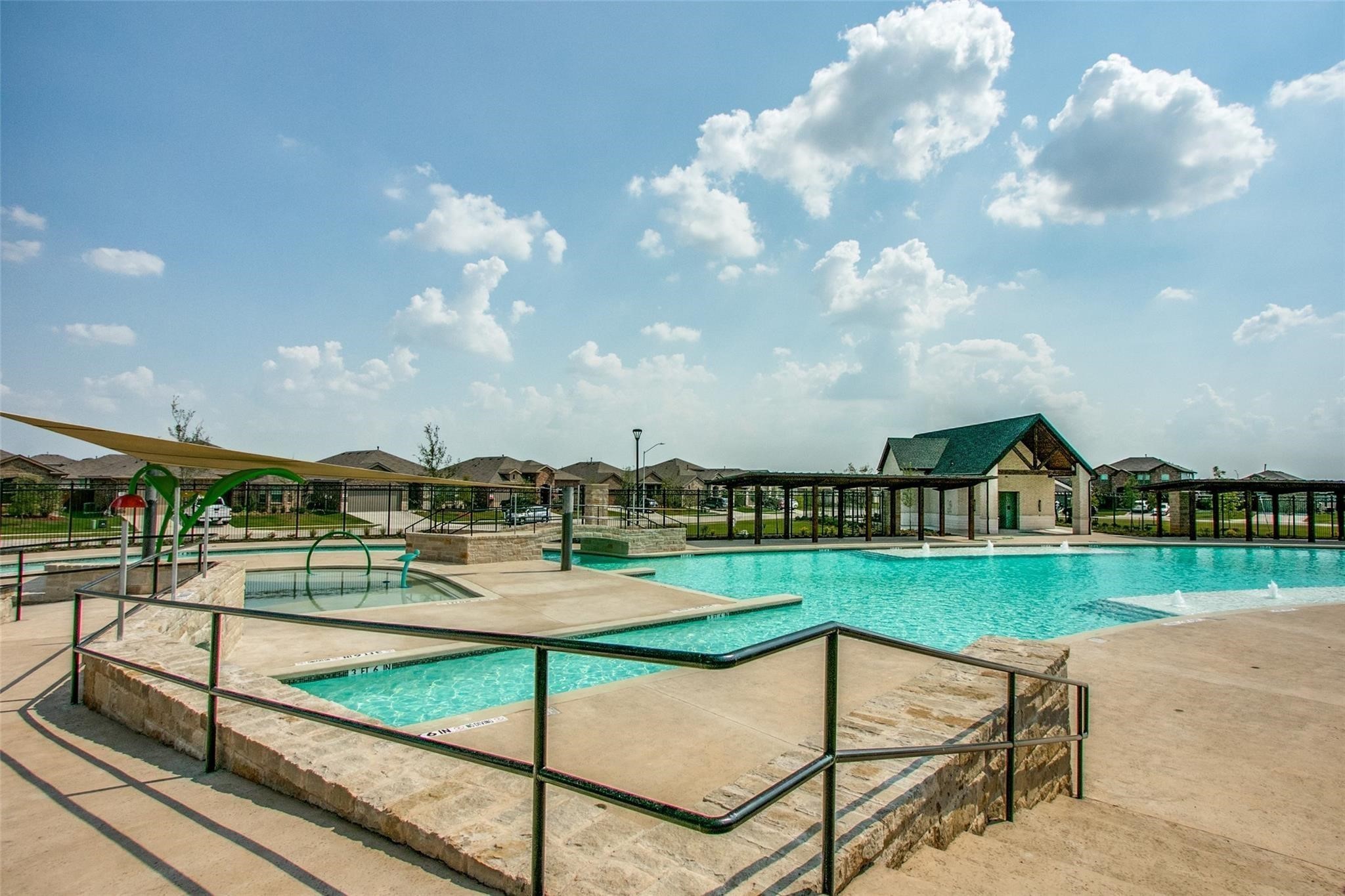 1319 Beach Boulevard Sherman TX 75090