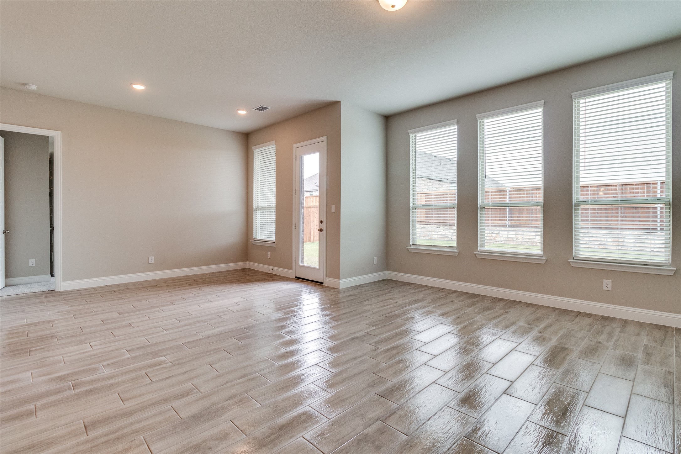1319 Beach Boulevard Sherman TX 75090