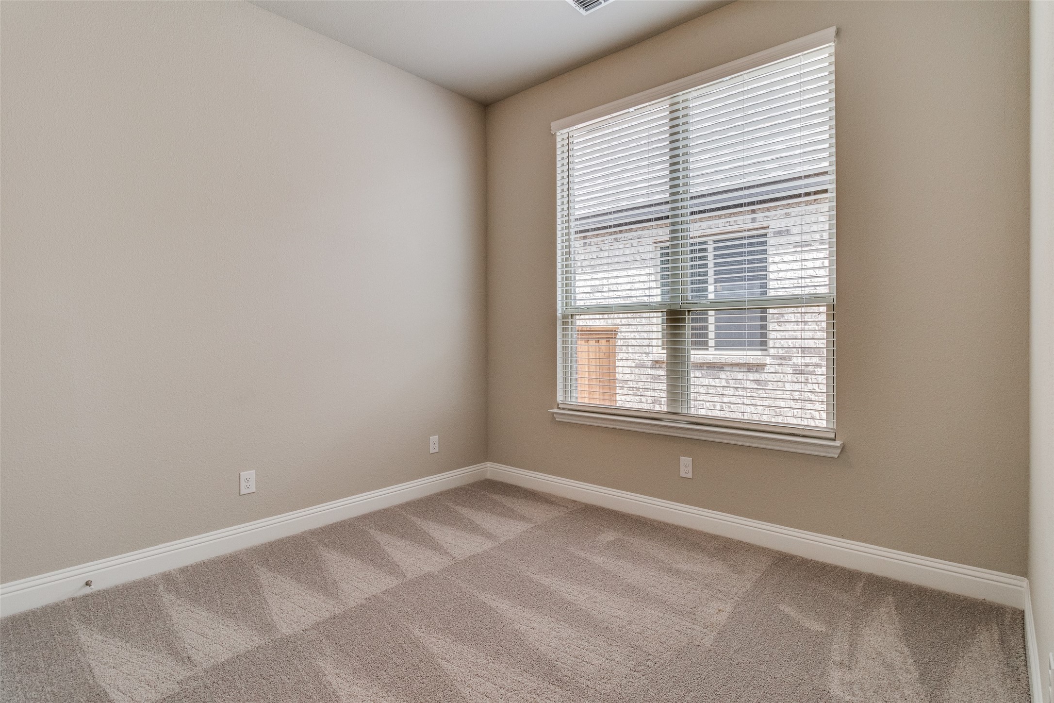 1319 Beach Boulevard Sherman TX 75090