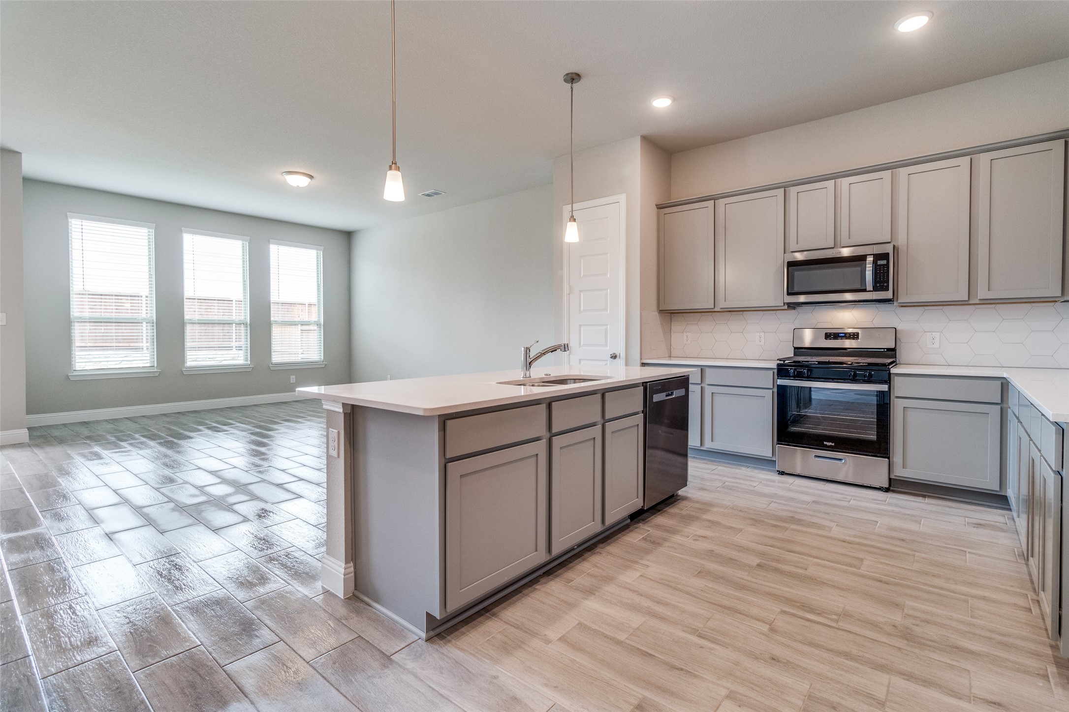 1319 Beach Boulevard Sherman TX 75090
