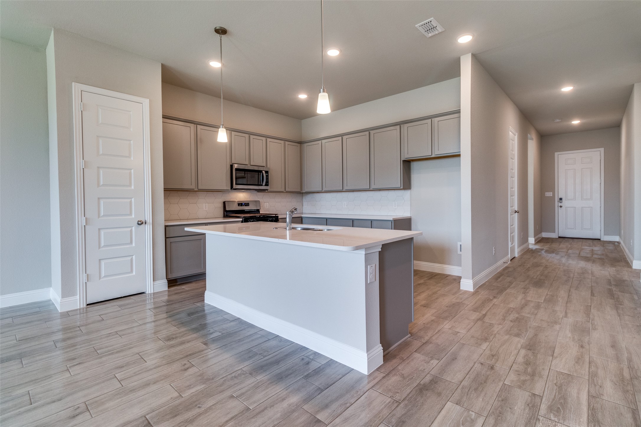 1319 Beach Boulevard Sherman TX 75090
