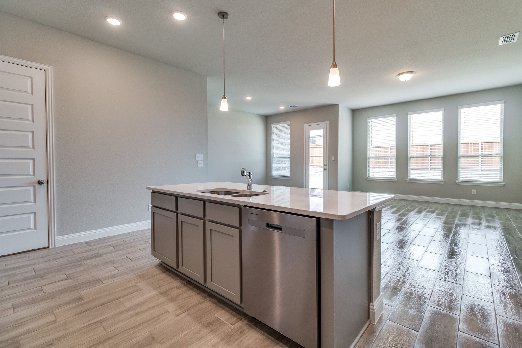1319 Beach Boulevard Sherman TX 75090