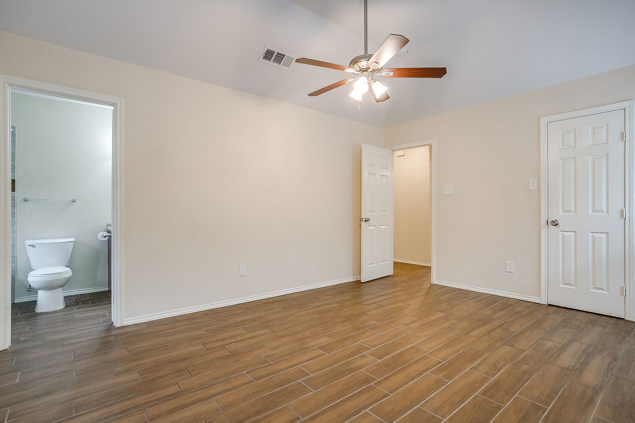 7501 Little Rock Lane Fort Worth TX 76120