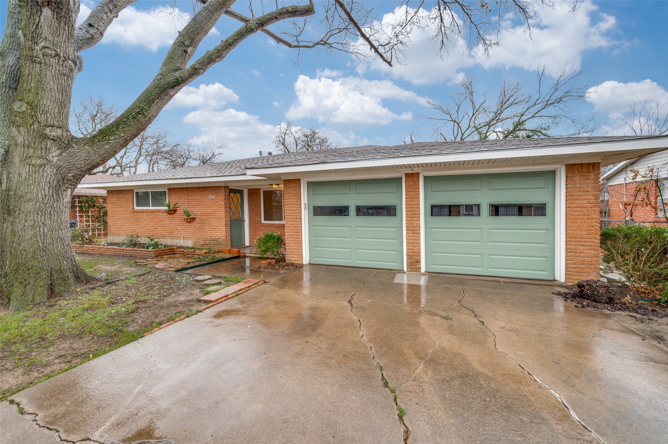 1709 Cordell Street Denton TX 76201