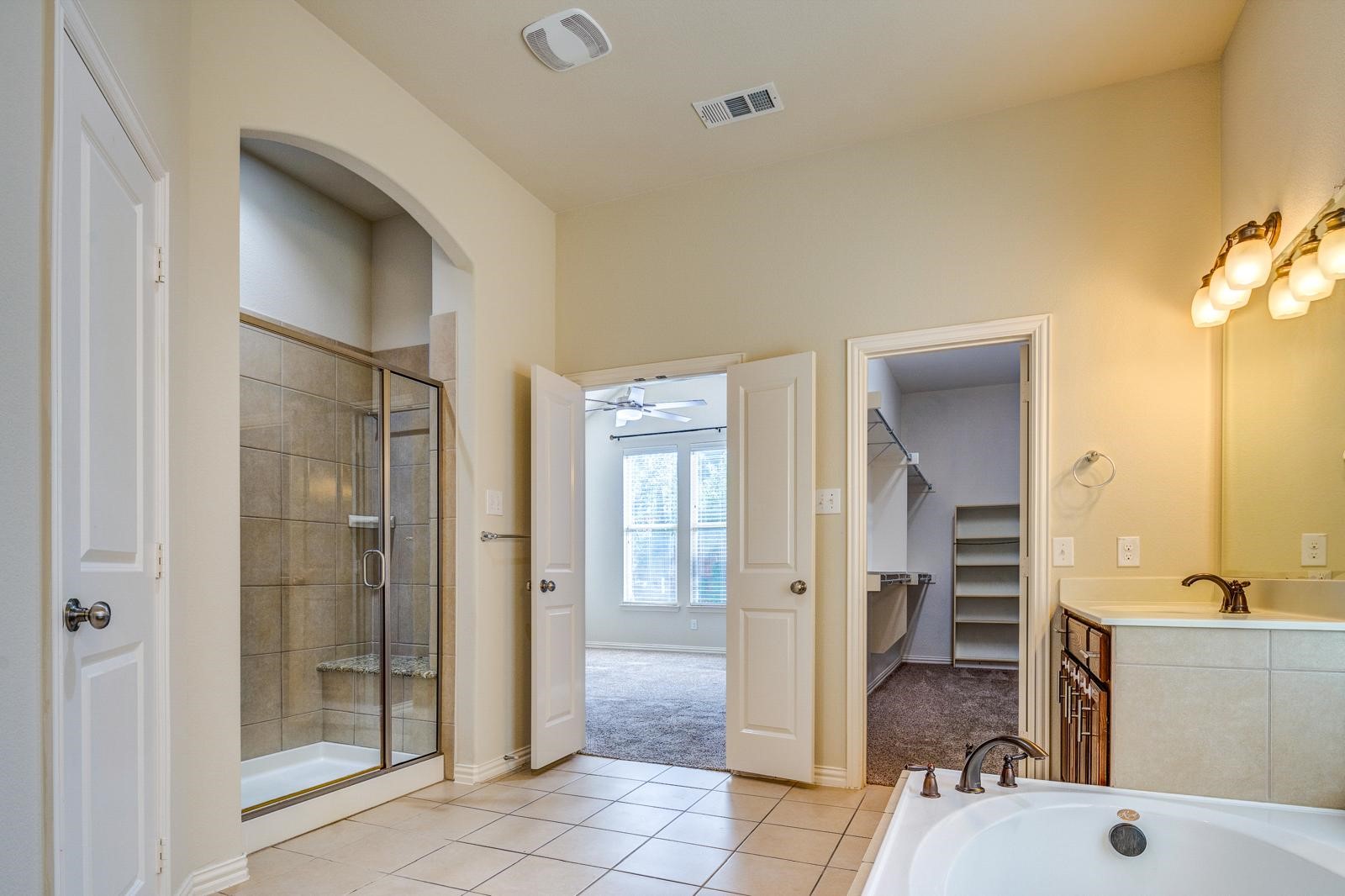 10841 Leesa Drive Mckinney TX 75072