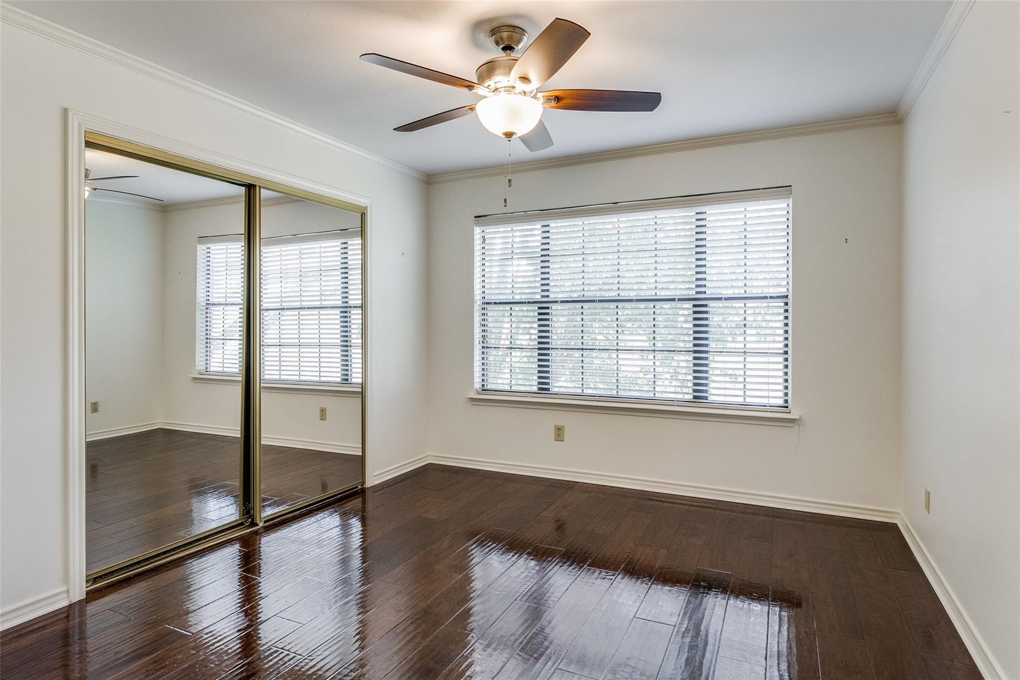 5950 Lindenshire Dallas TX 75230