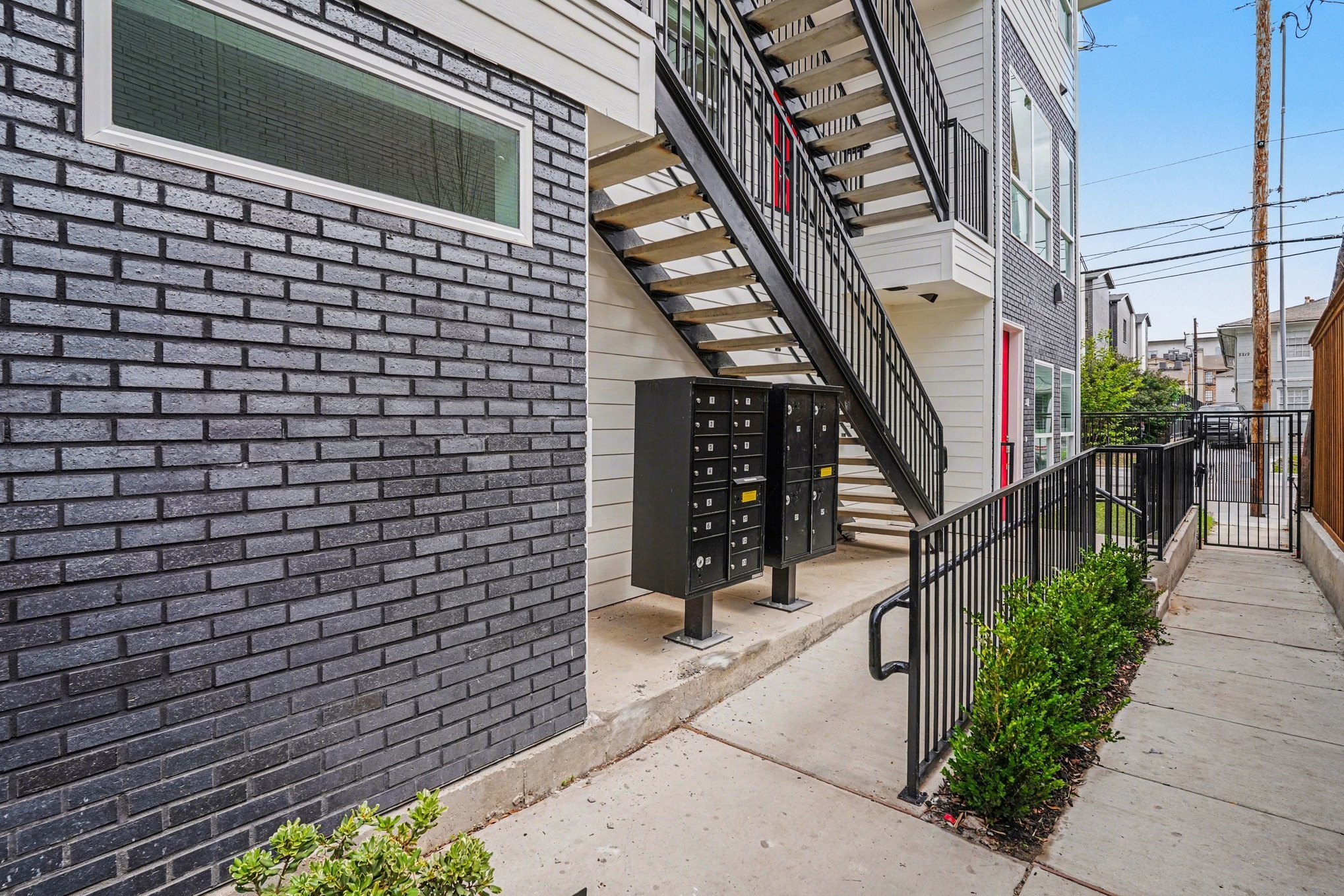 2217 N Fitzhugh Avenue Dallas TX 75204