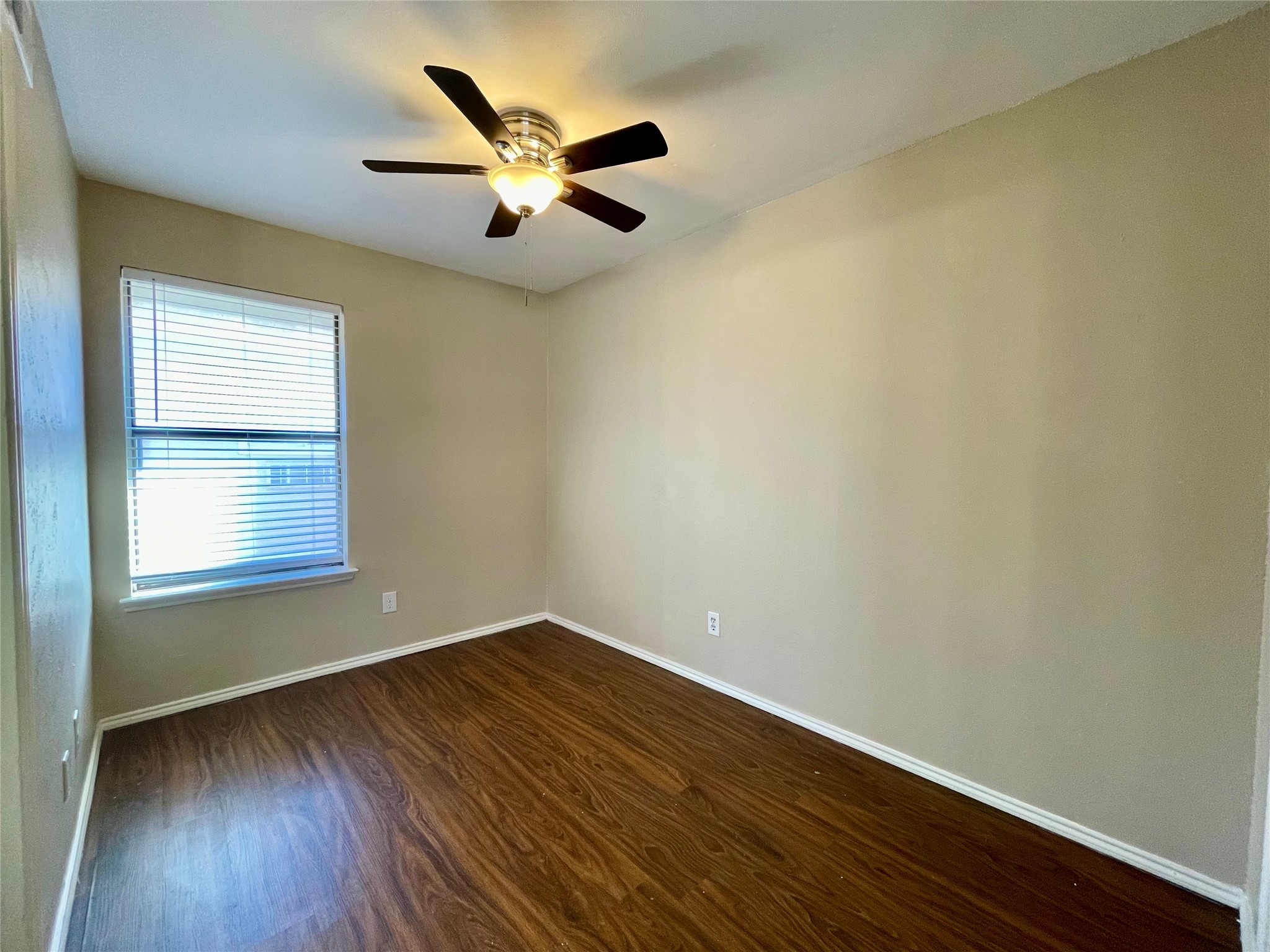 2526 W Prairie Street Denton TX 76201