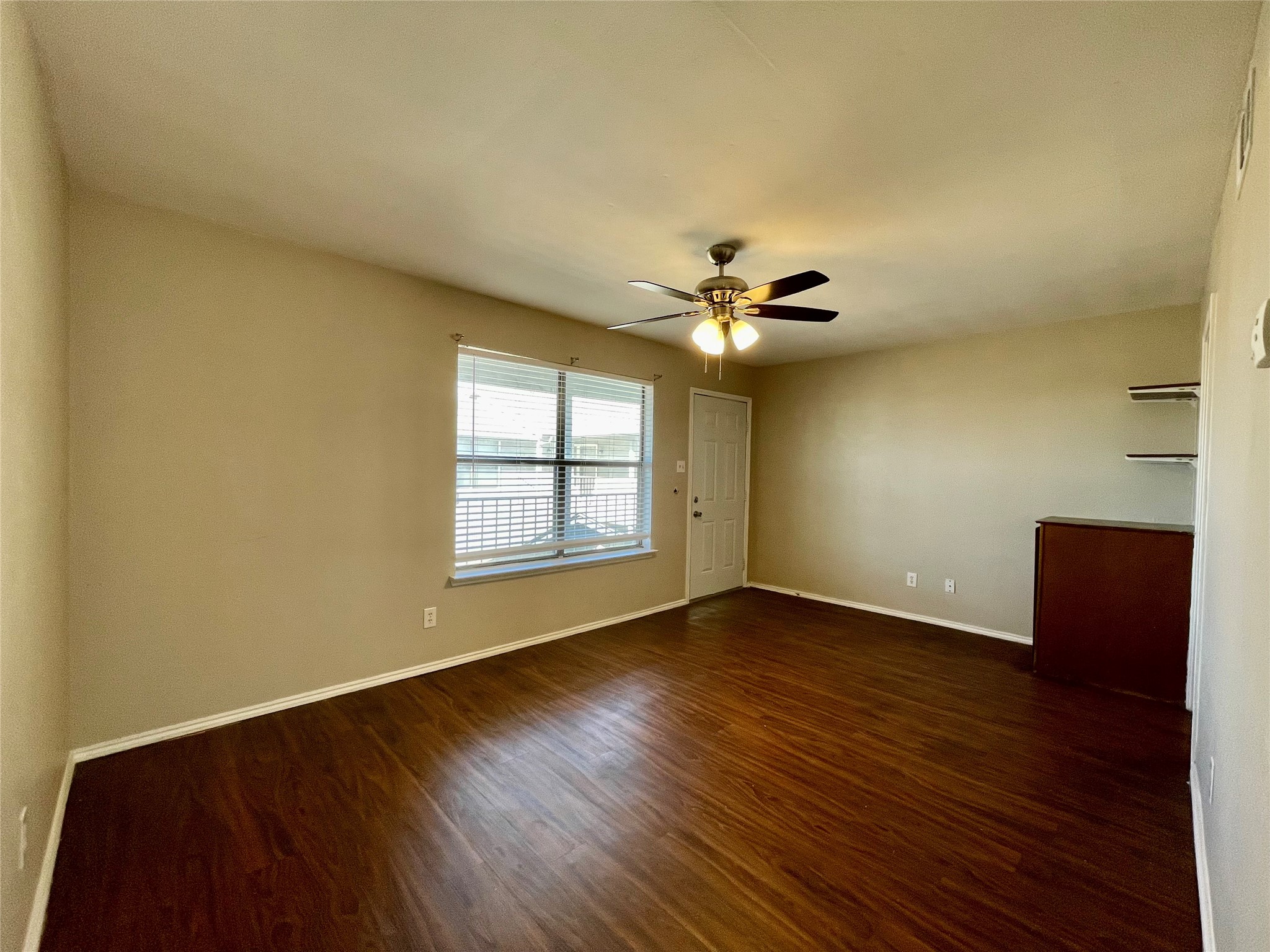 2526 W Prairie Street Denton TX 76201