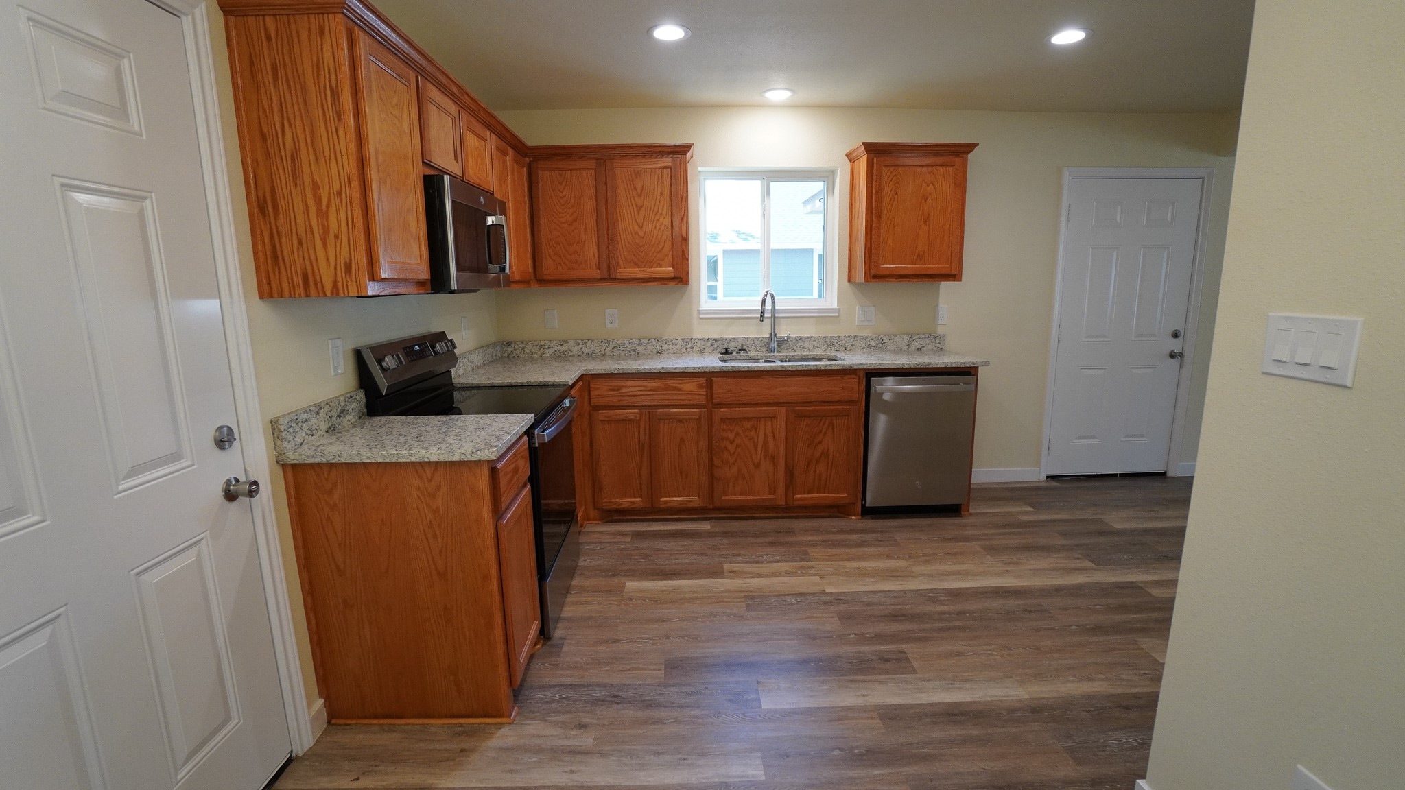 800 Hemlock Drive West Tawakoni TX 75474