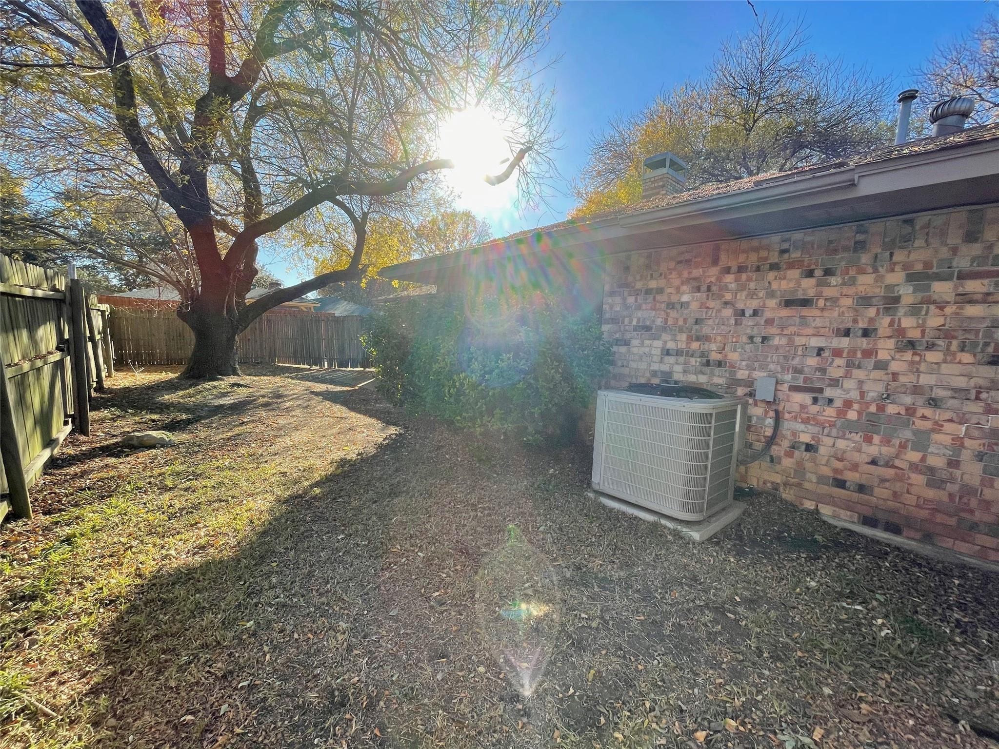 120 Shadybrook Drive Desoto TX 75115