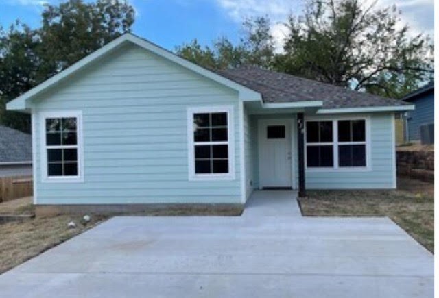 428 E Nelson Street Denison TX 75021