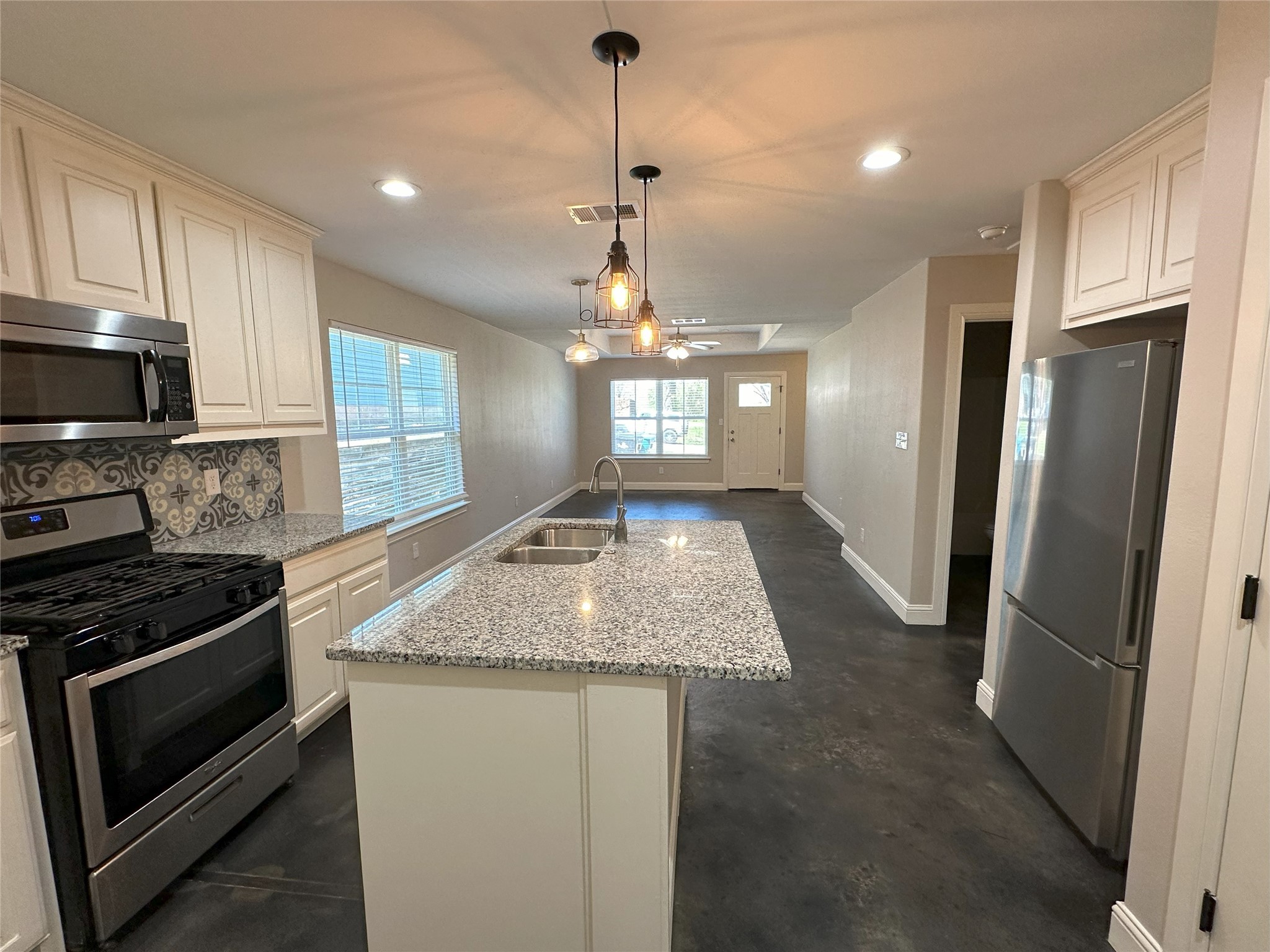 428 E Nelson Street Denison TX 75021