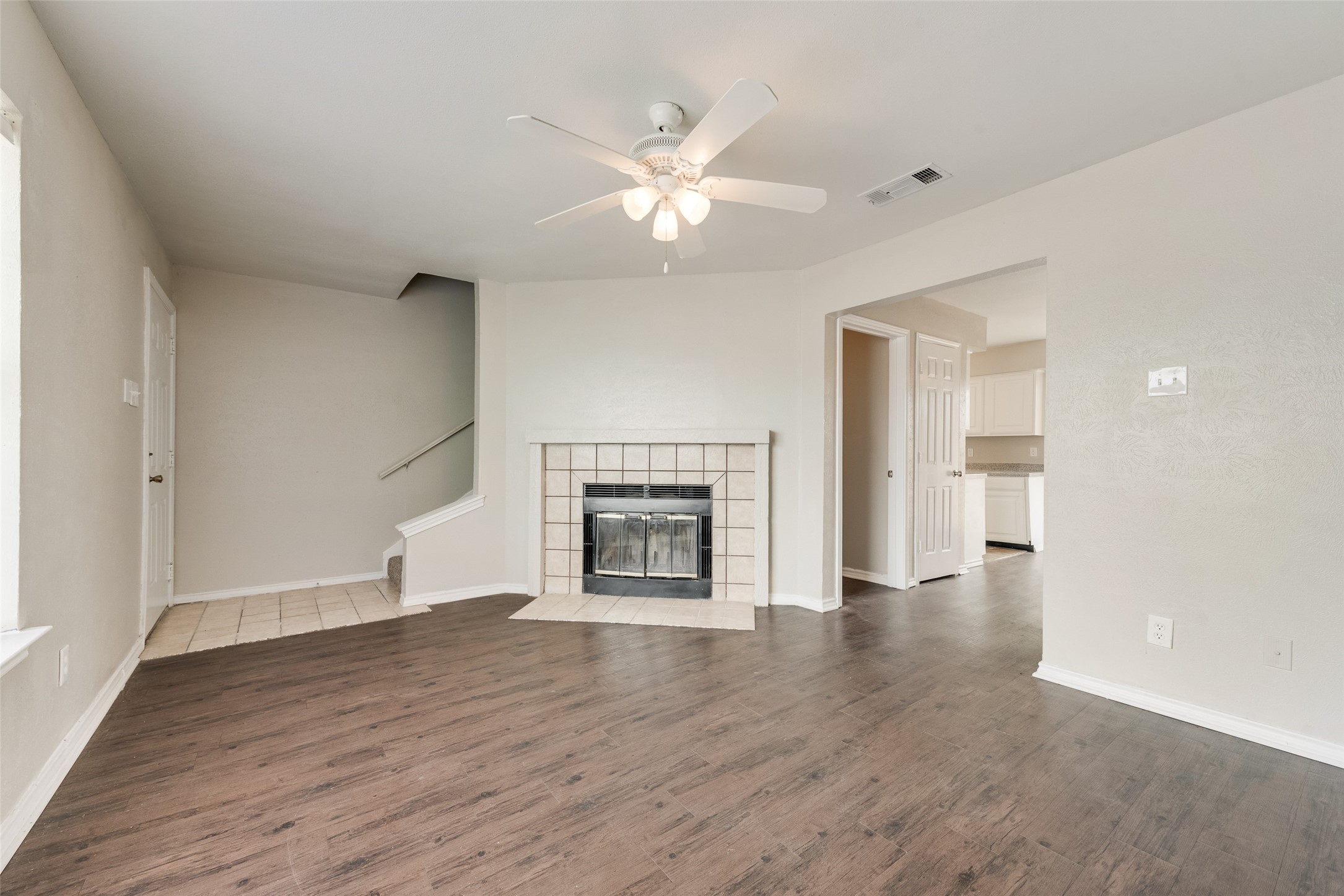 1013 Parkway Terrace Cedar Hill TX 75104