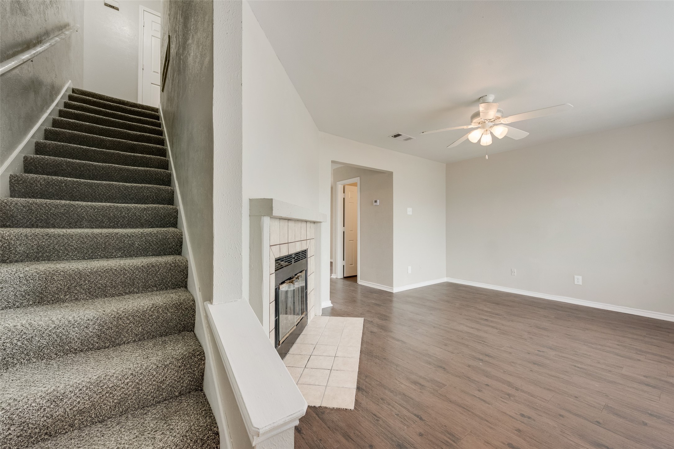 1013 Parkway Terrace Cedar Hill TX 75104