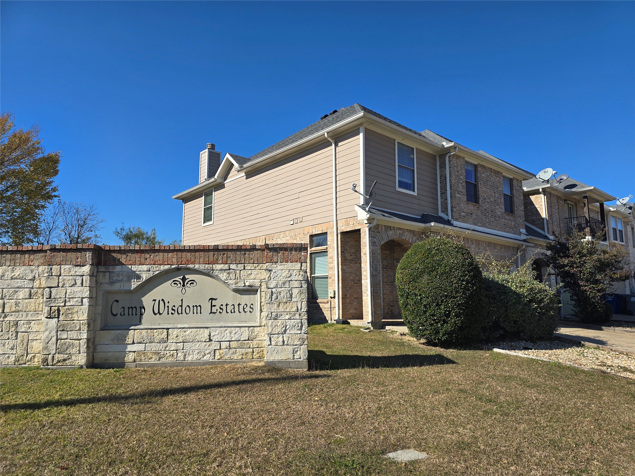 6666 Mountain Trail Dallas TX 75236