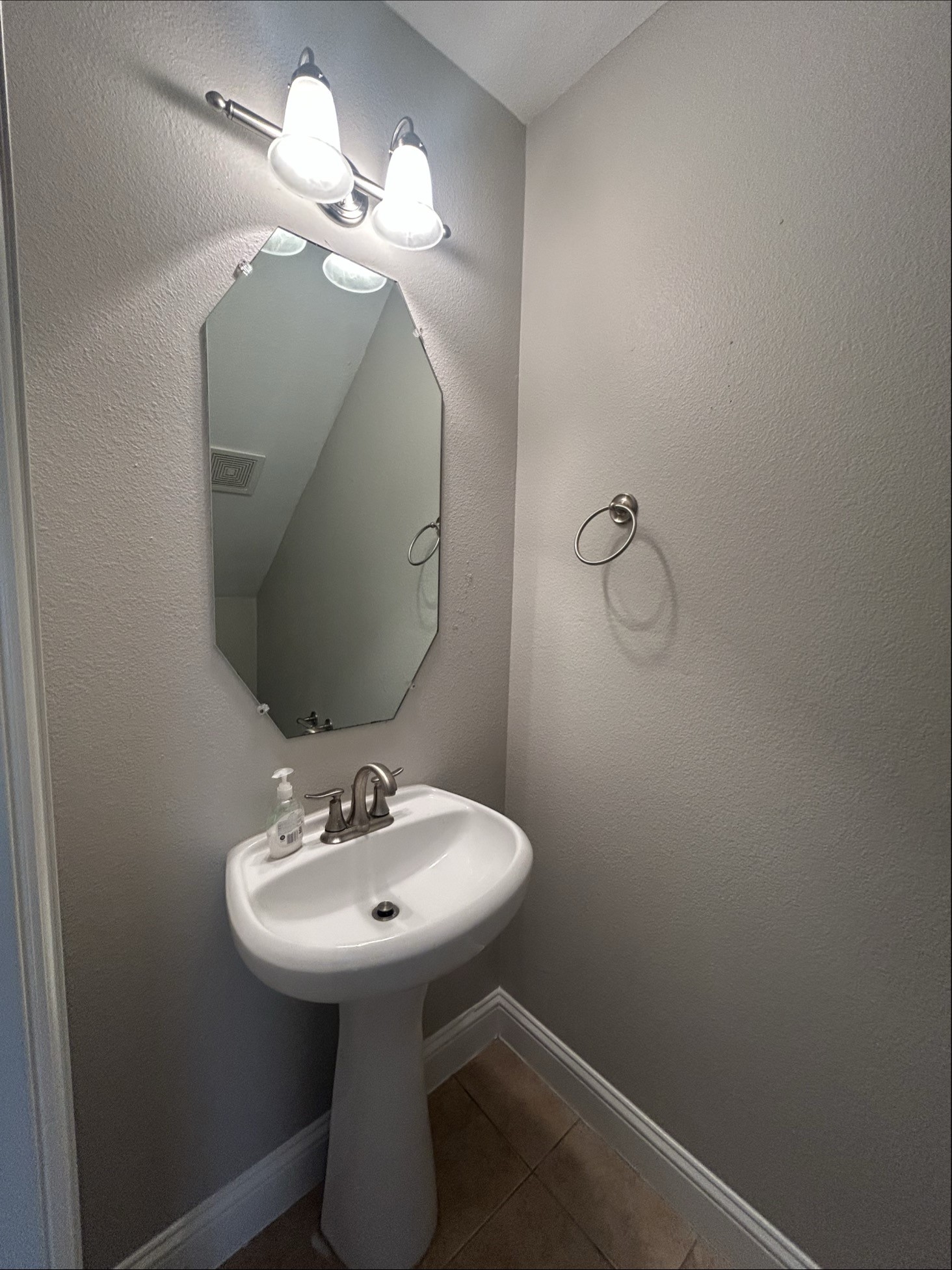 6666 Mountain Trail Dallas TX 75236