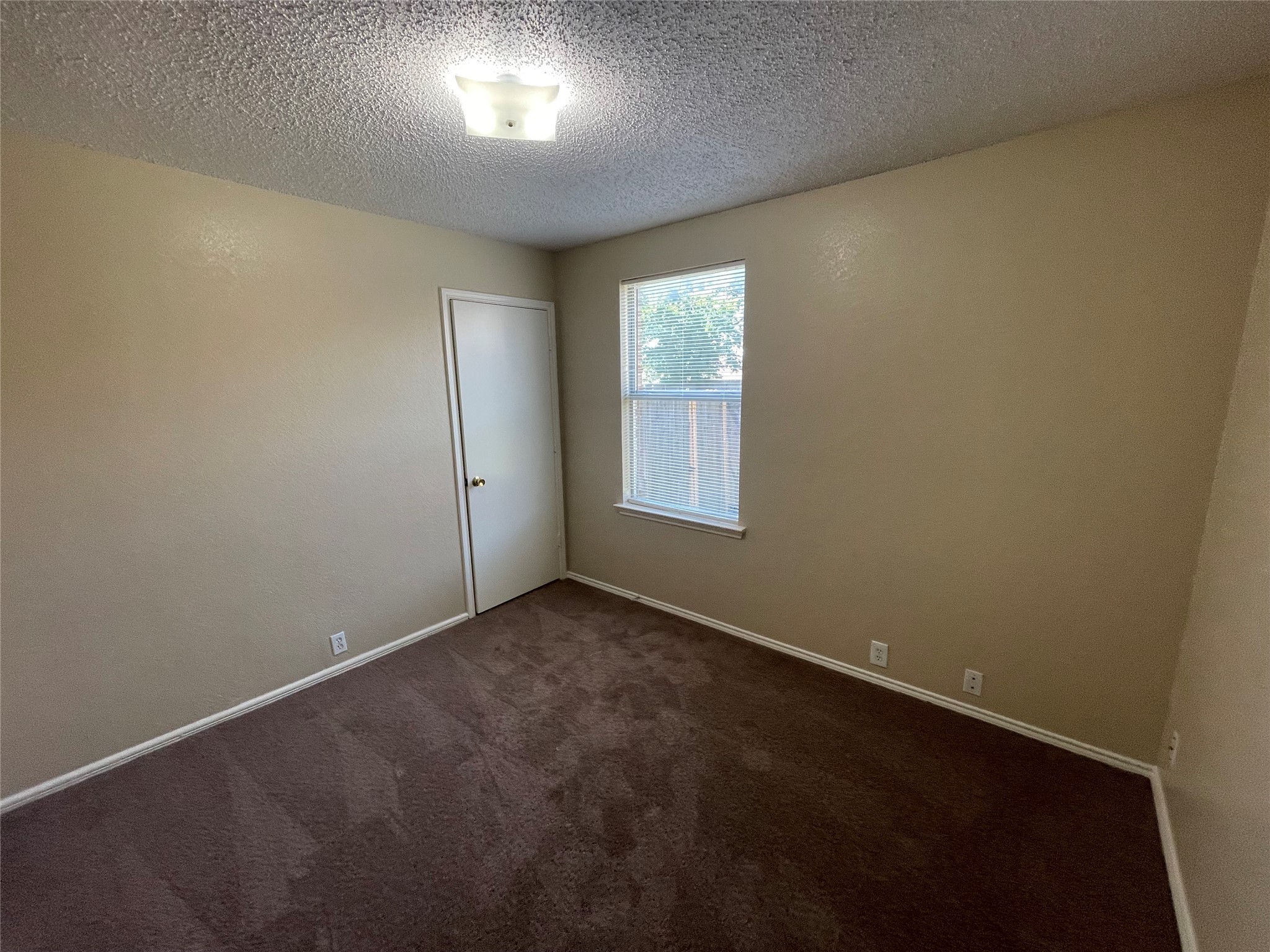 1611 Columbia Drive Glenn Heights TX 75154