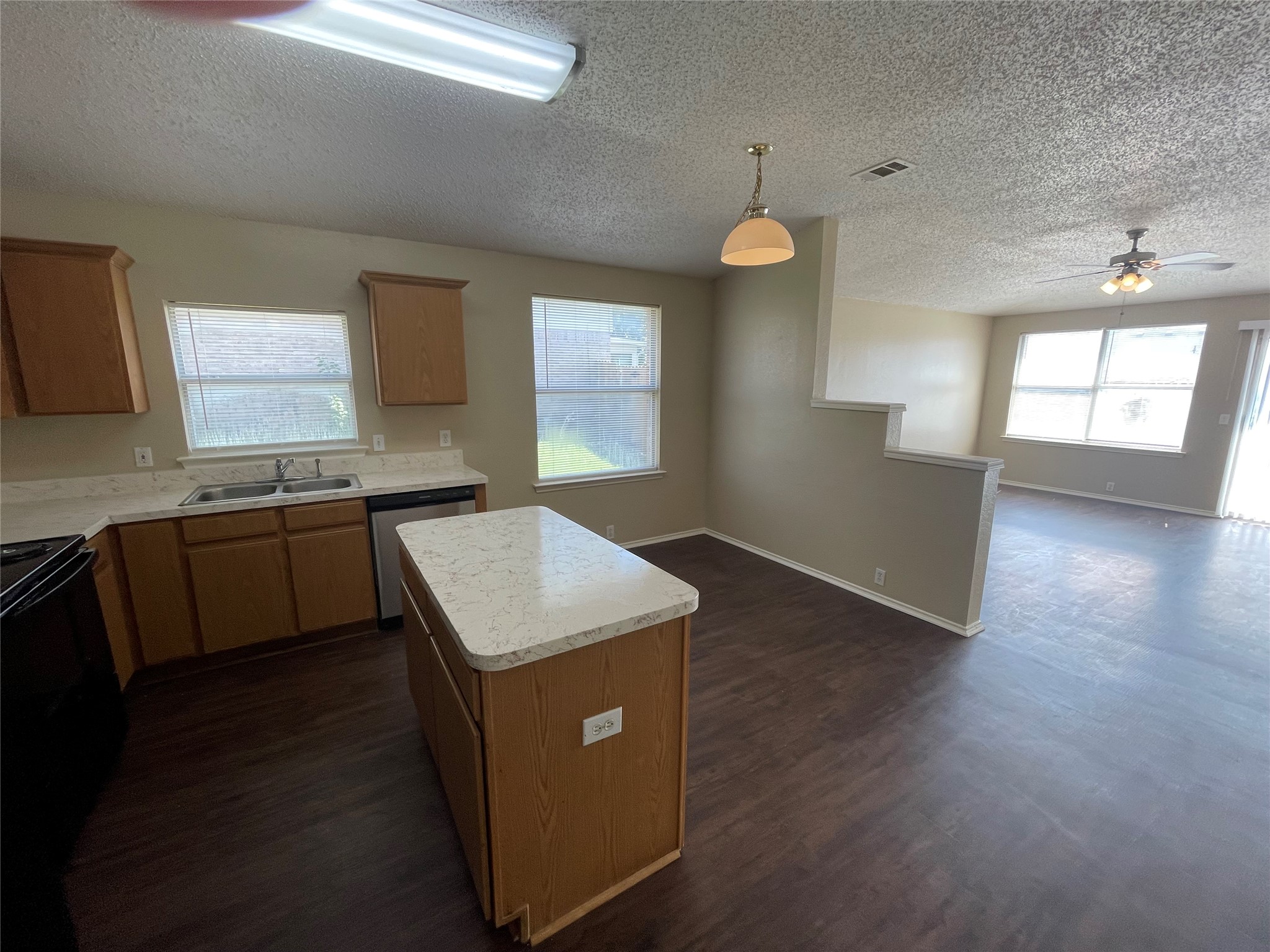 1611 Columbia Drive Glenn Heights TX 75154
