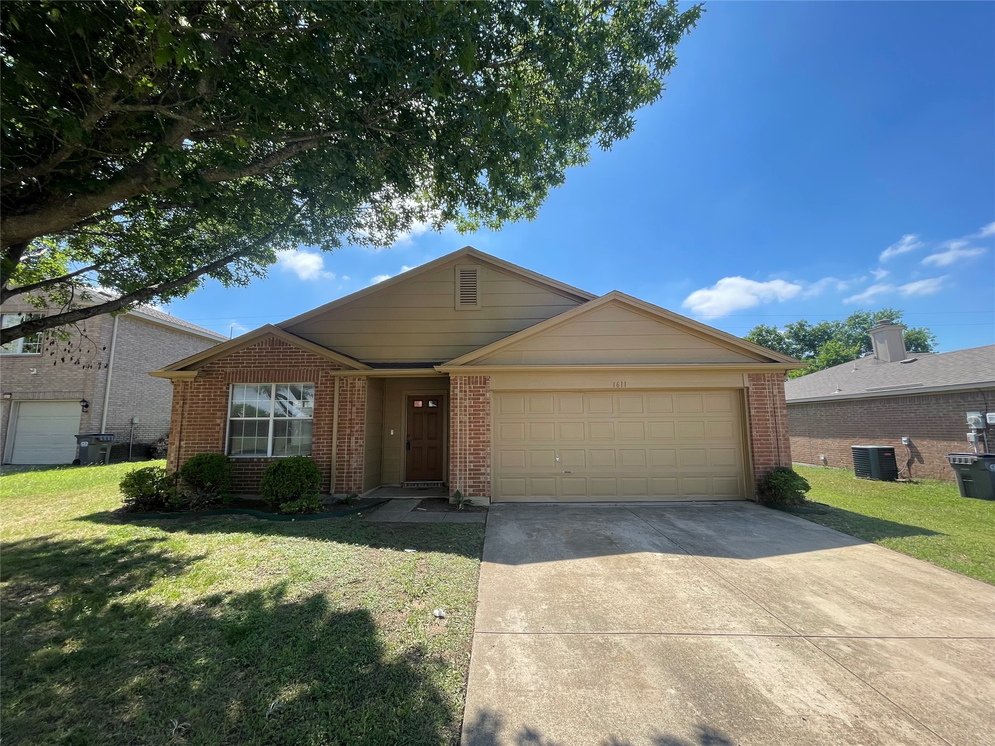 1611 Columbia Drive Glenn Heights TX 75154