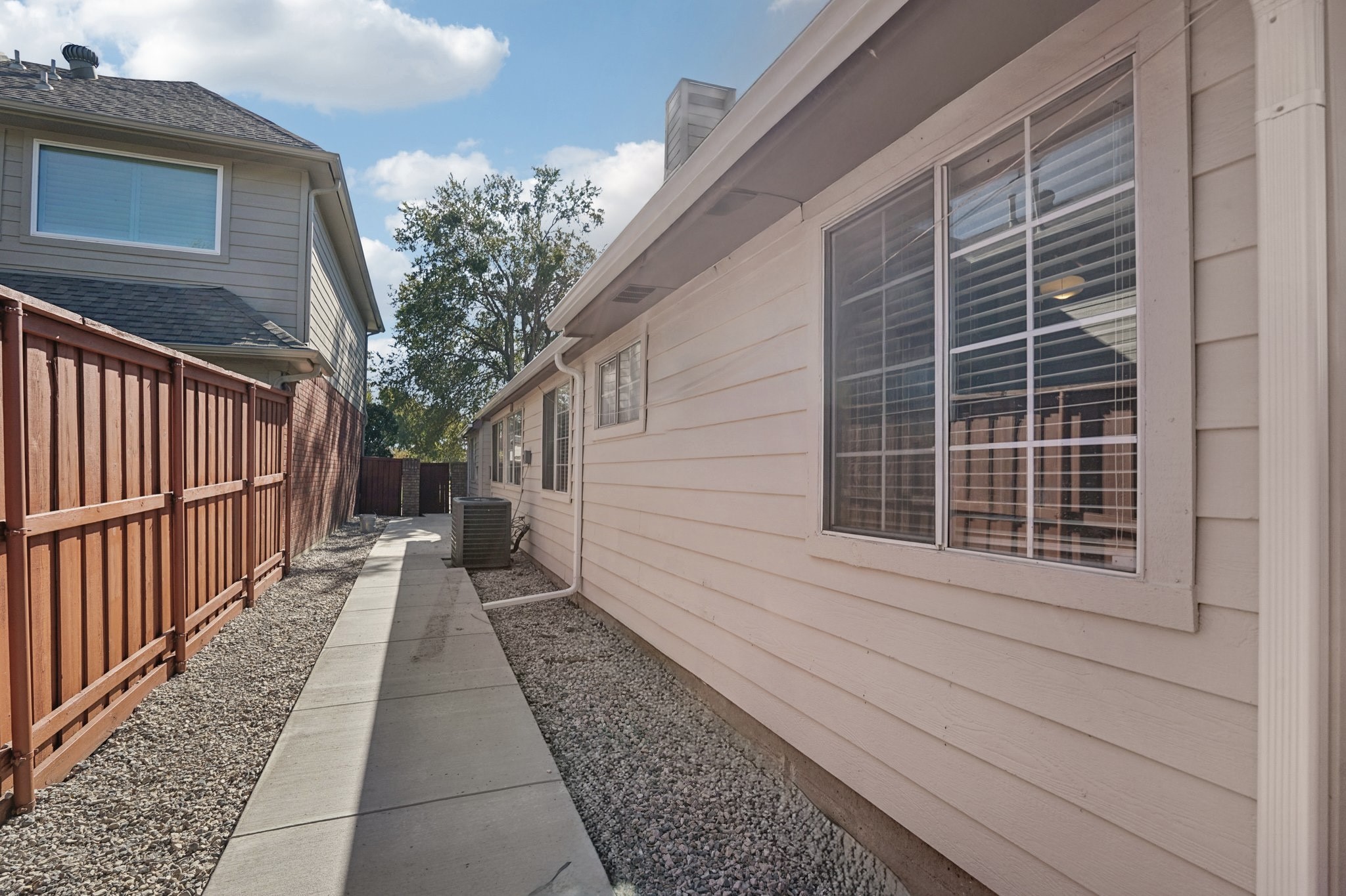 401 Dakota Trail Irving TX 75063