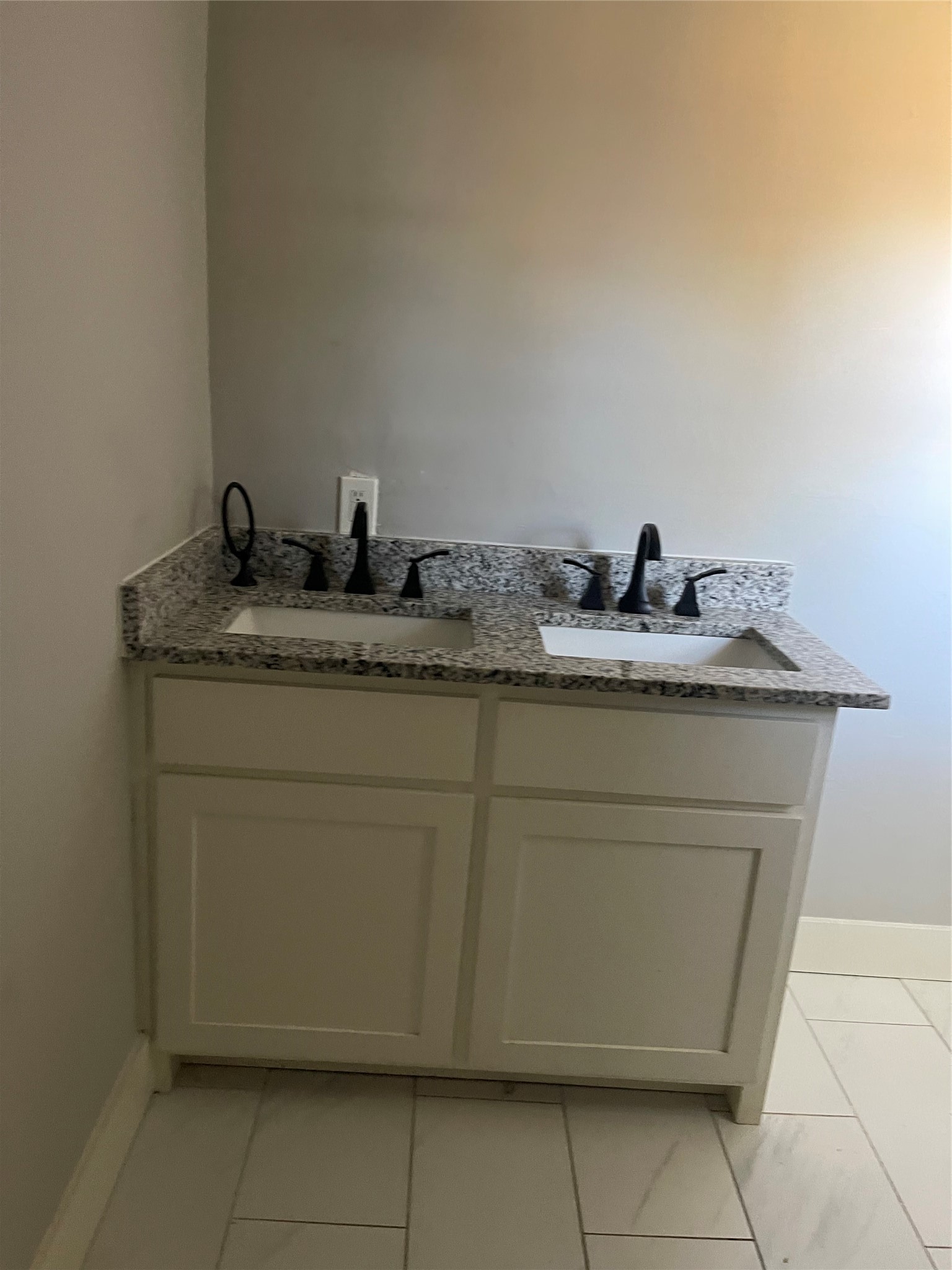402 S Pearl Street Trenton TX 75490