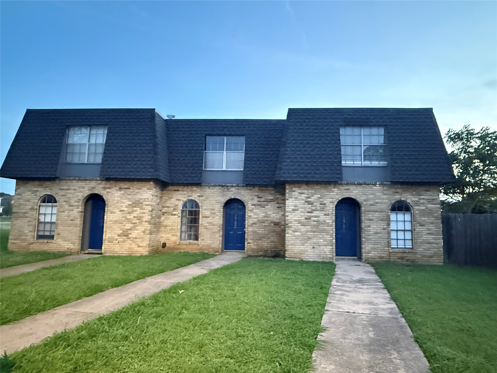 2744 Saint George Place Arlington TX 76015