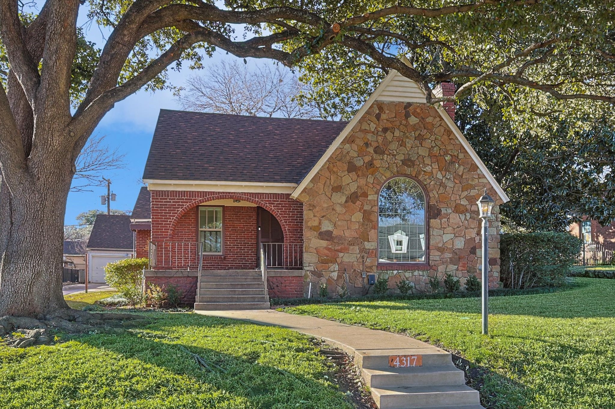 4317 Pershing Avenue Fort Worth TX 76107
