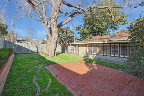 4317 Pershing Avenue Fort Worth TX 76107