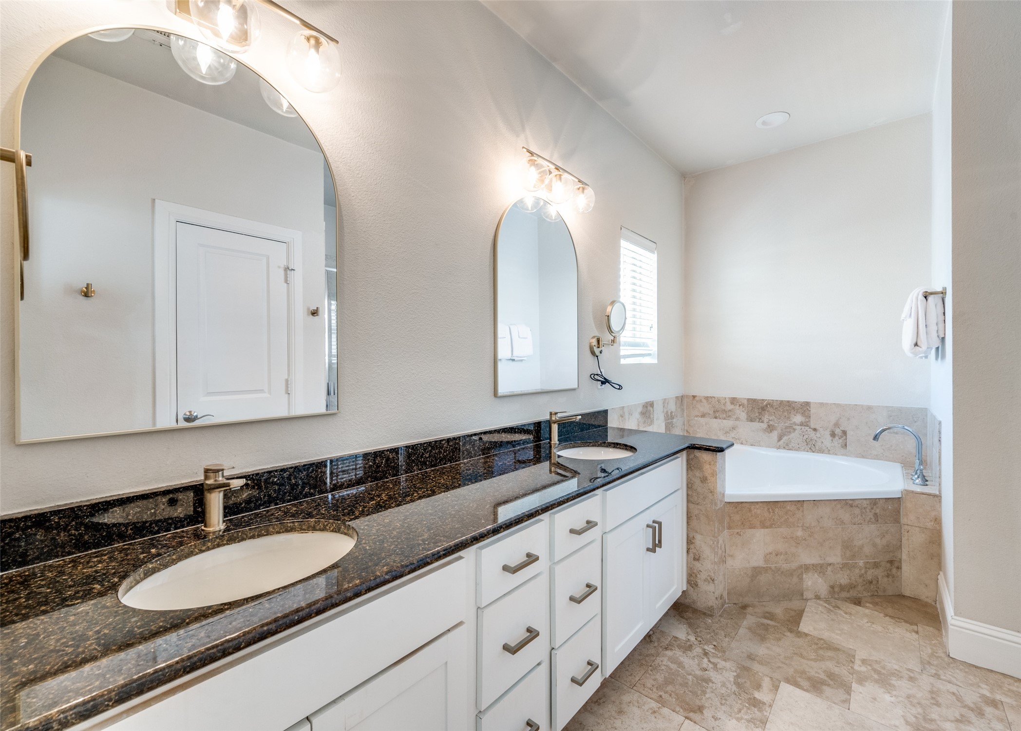 5916 Hudson Street Dallas TX 75206