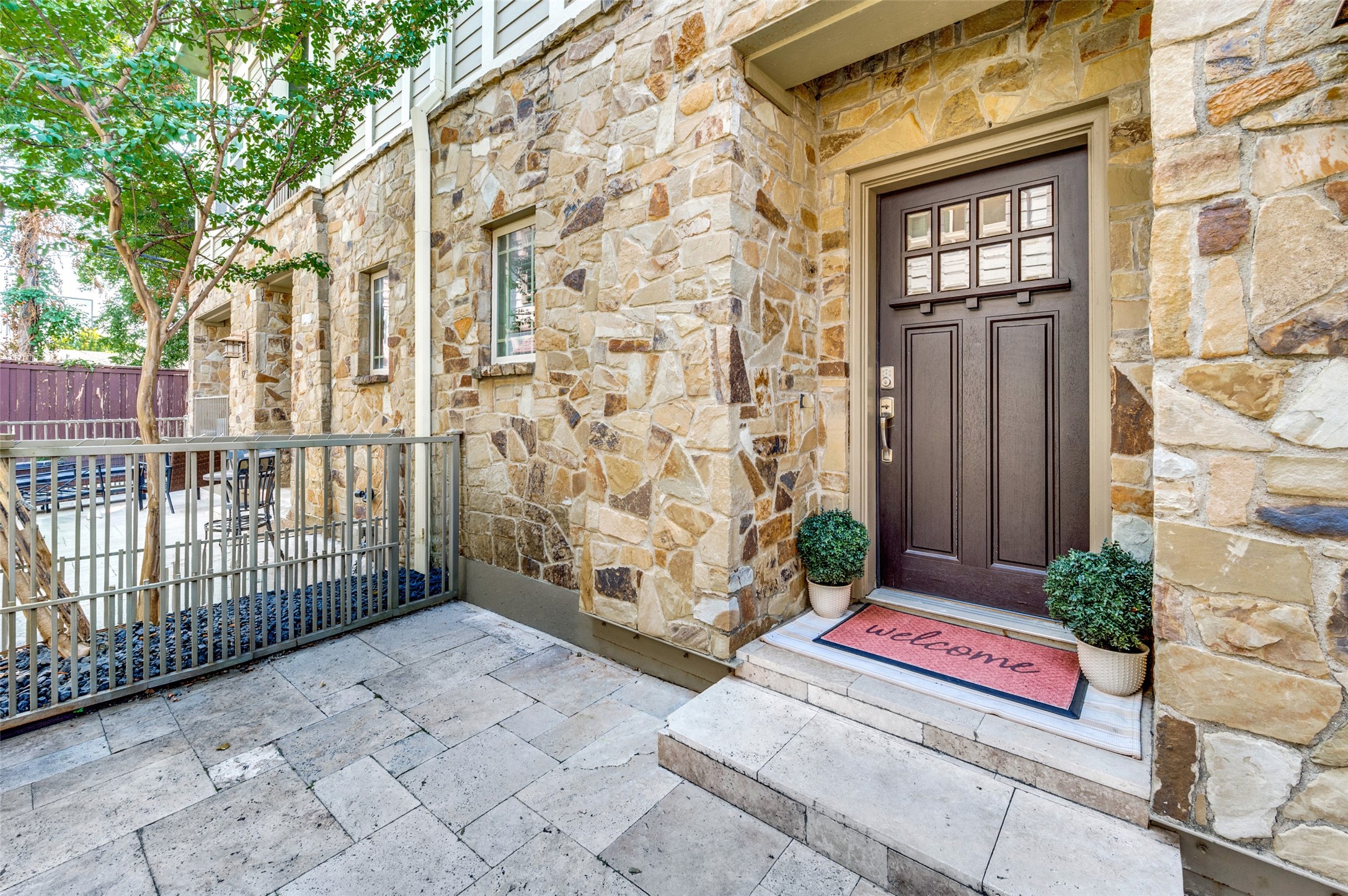 5916 Hudson Street Dallas TX 75206