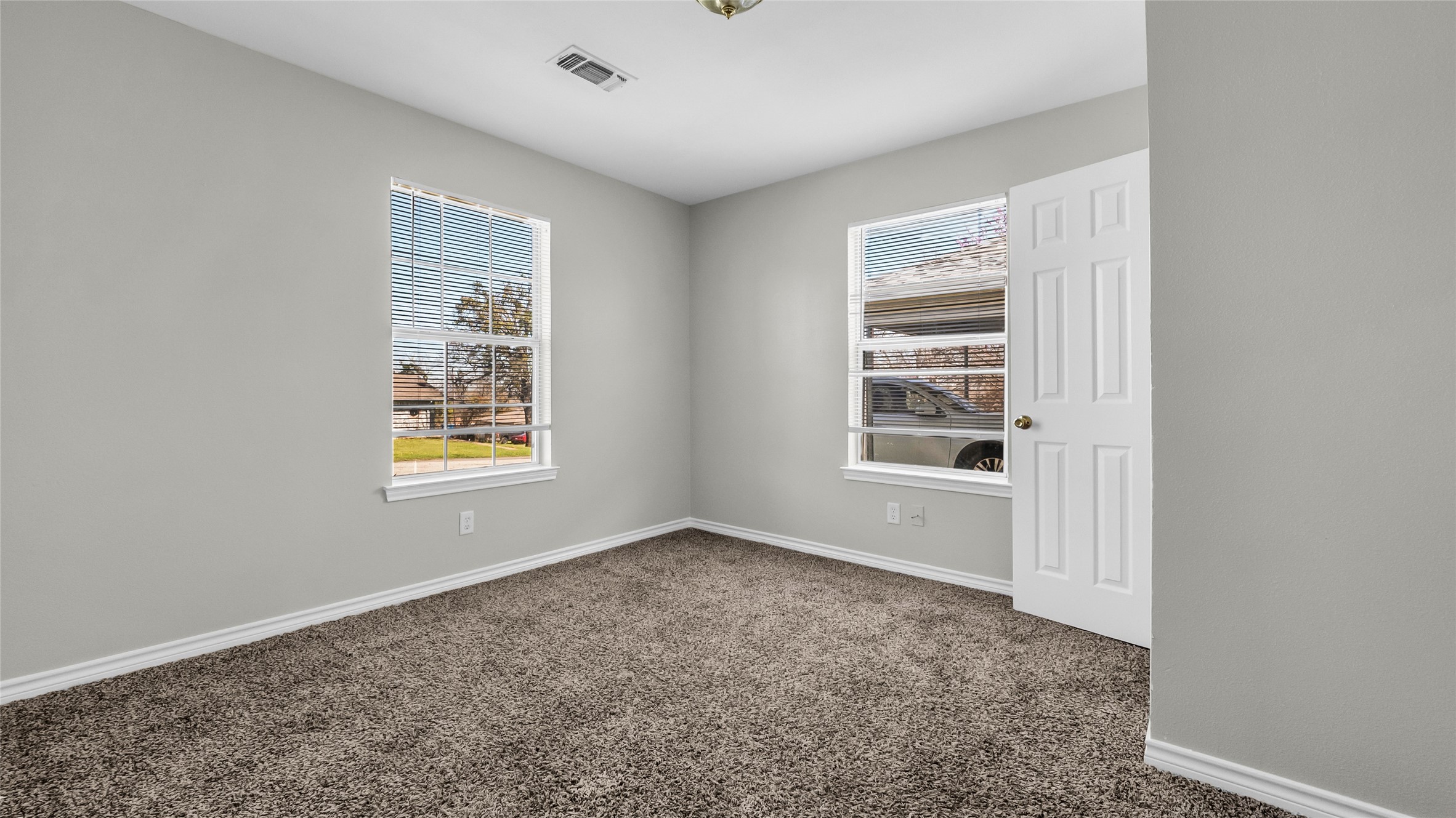 1602 W Elm Street Denison TX 75020