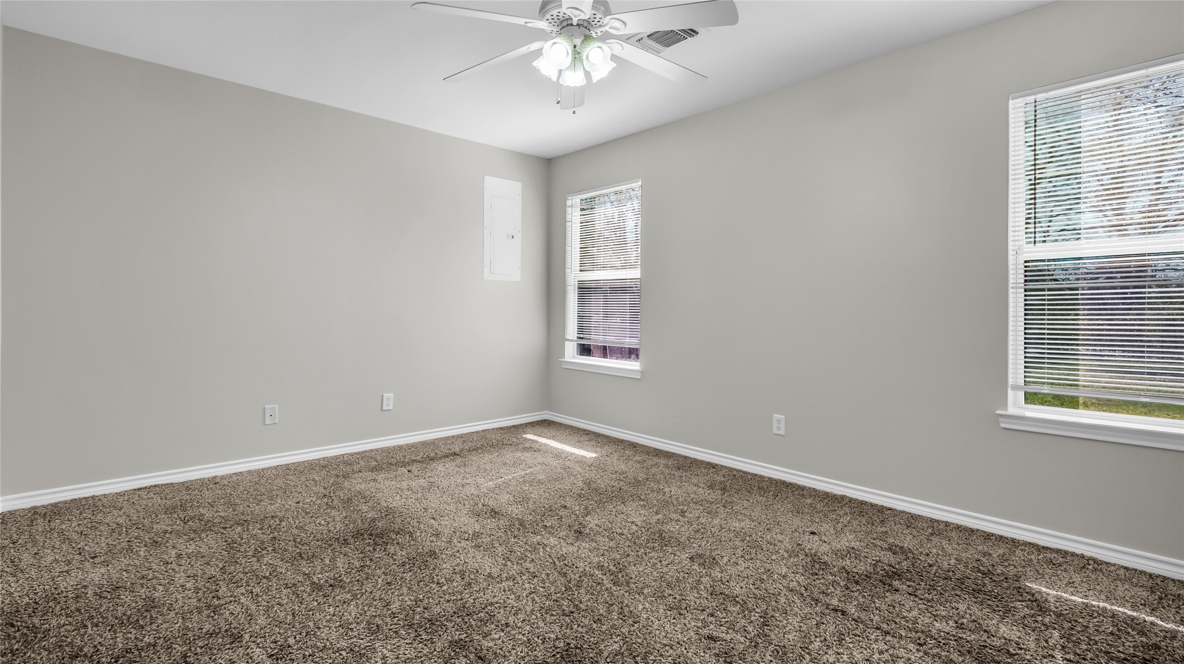 1602 W Elm Street Denison TX 75020