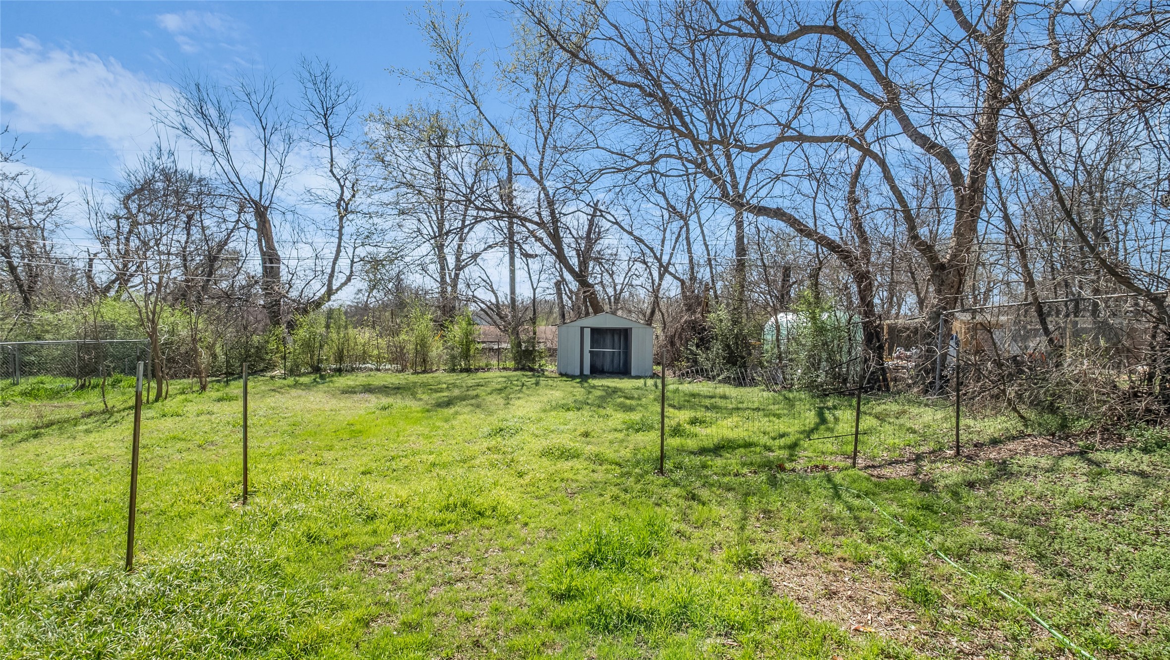 1602 W Elm Street Denison TX 75020