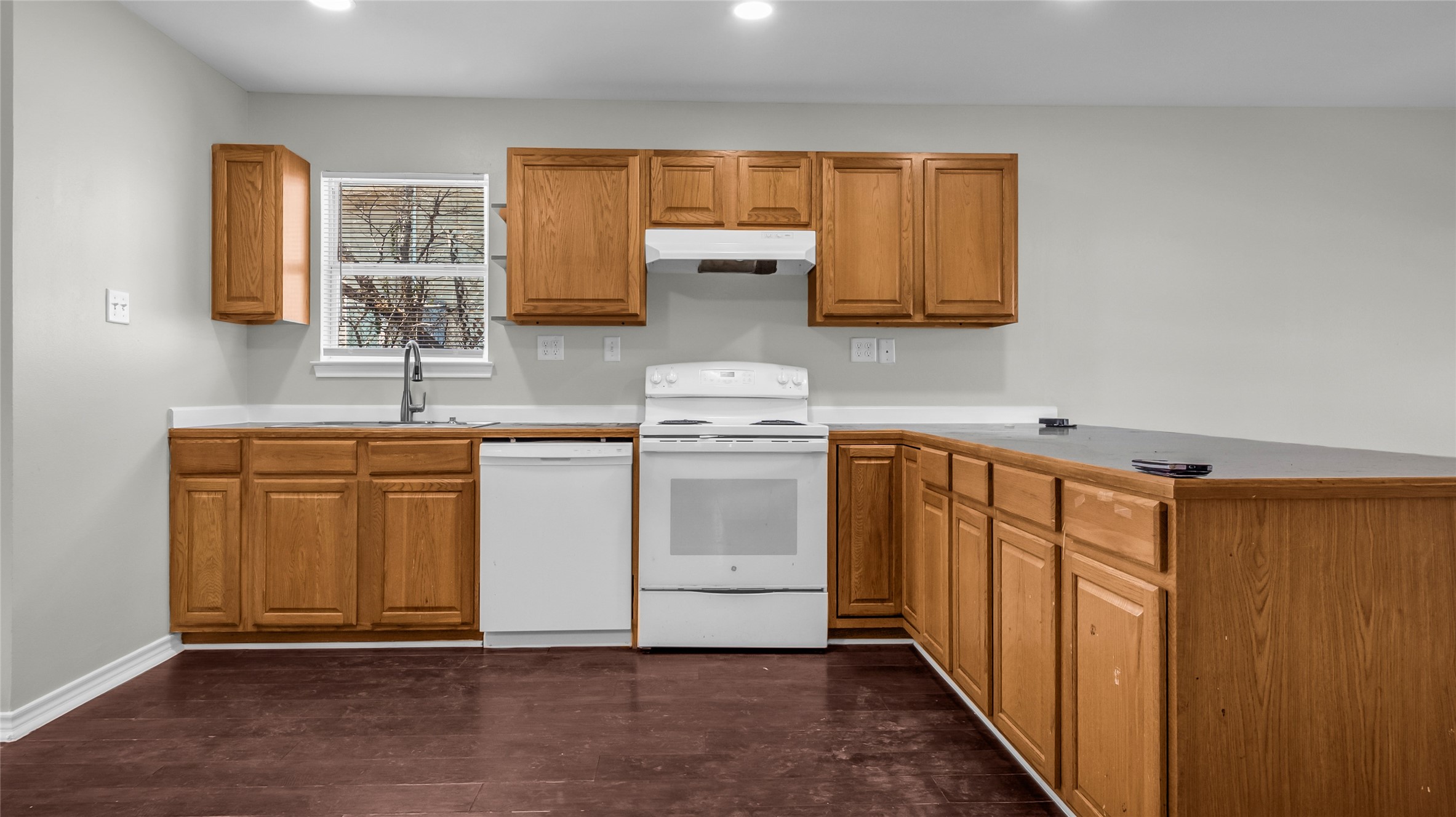 1602 W Elm Street Denison TX 75020