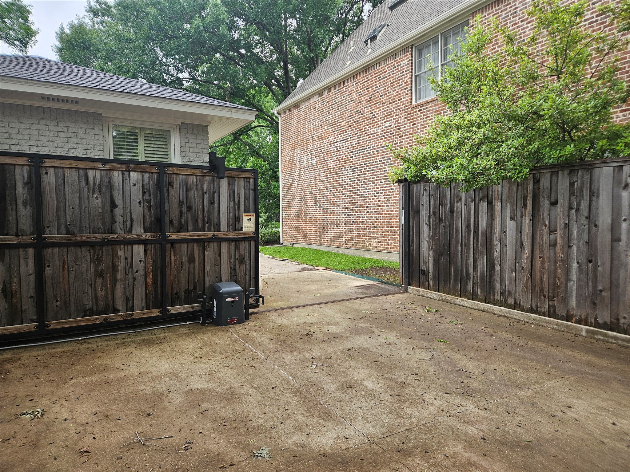 3313 Marquette University Park TX 75225