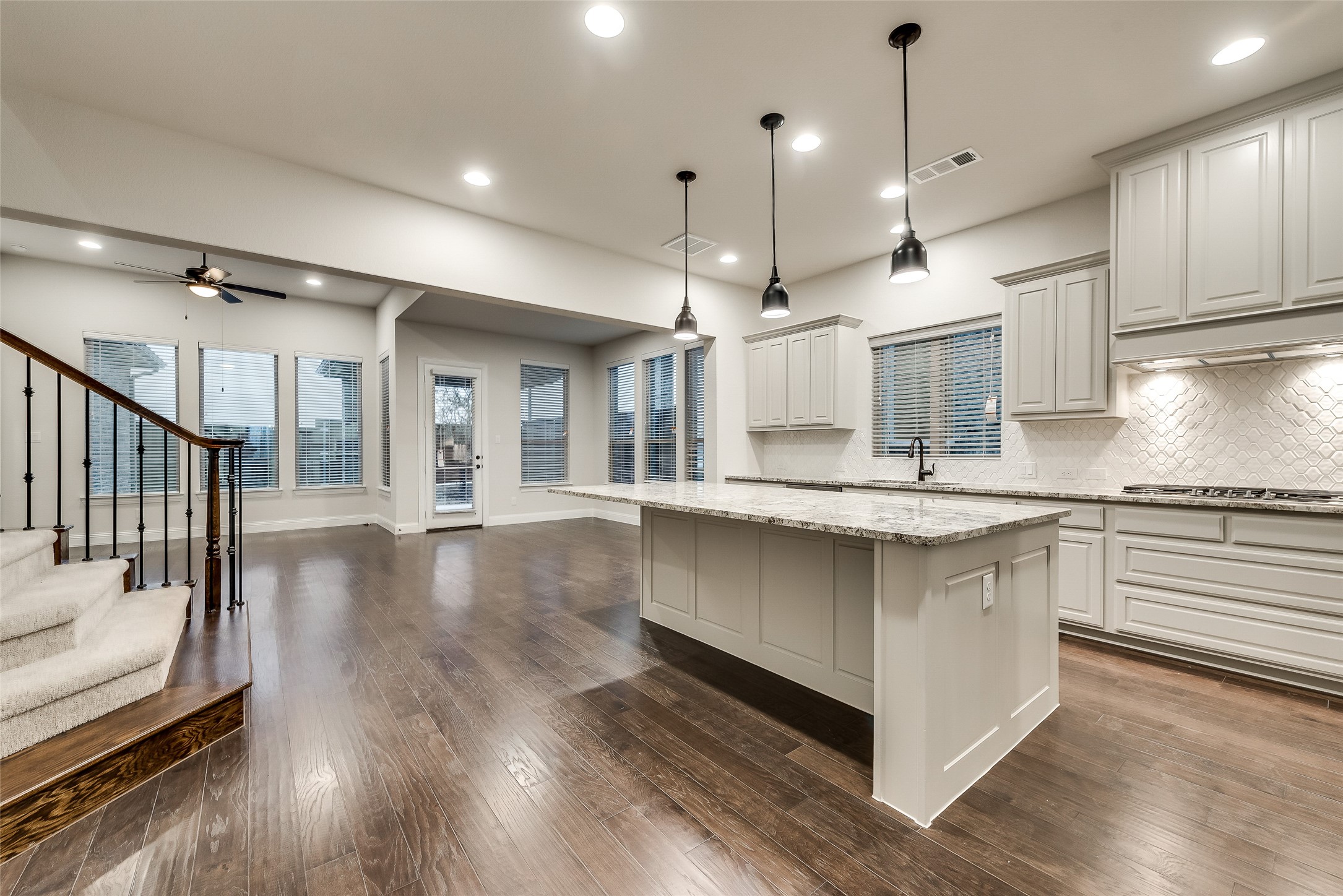 5901 The Esplanade Drive Mckinney TX 75070