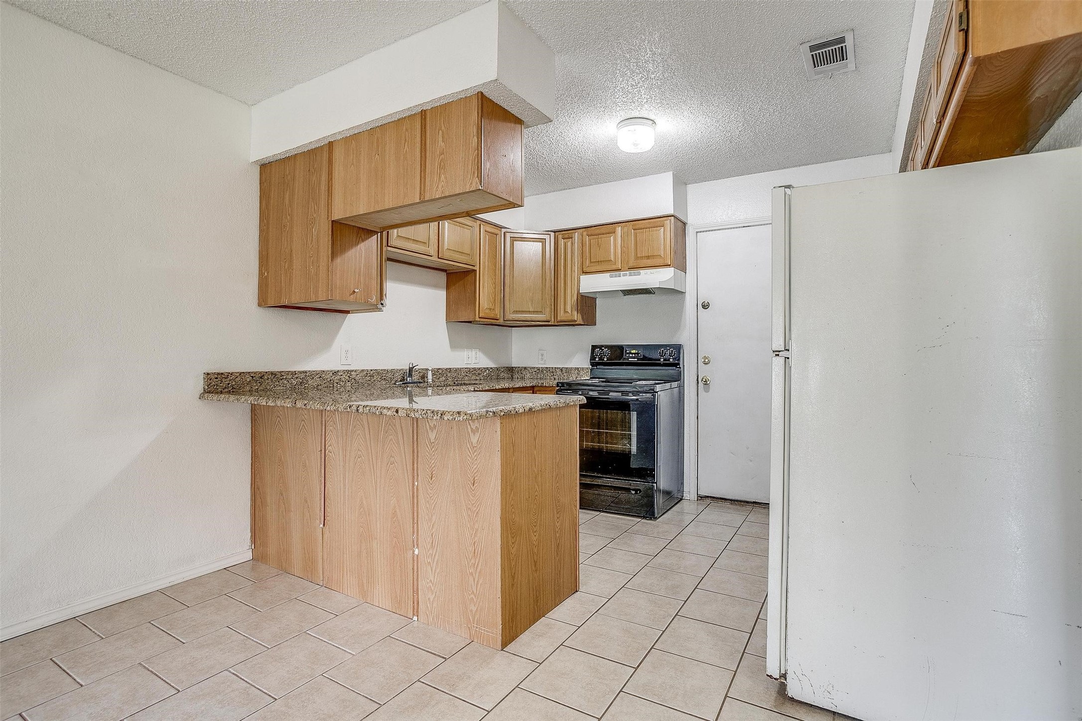 1009 W 4th Street Keene TX 76059