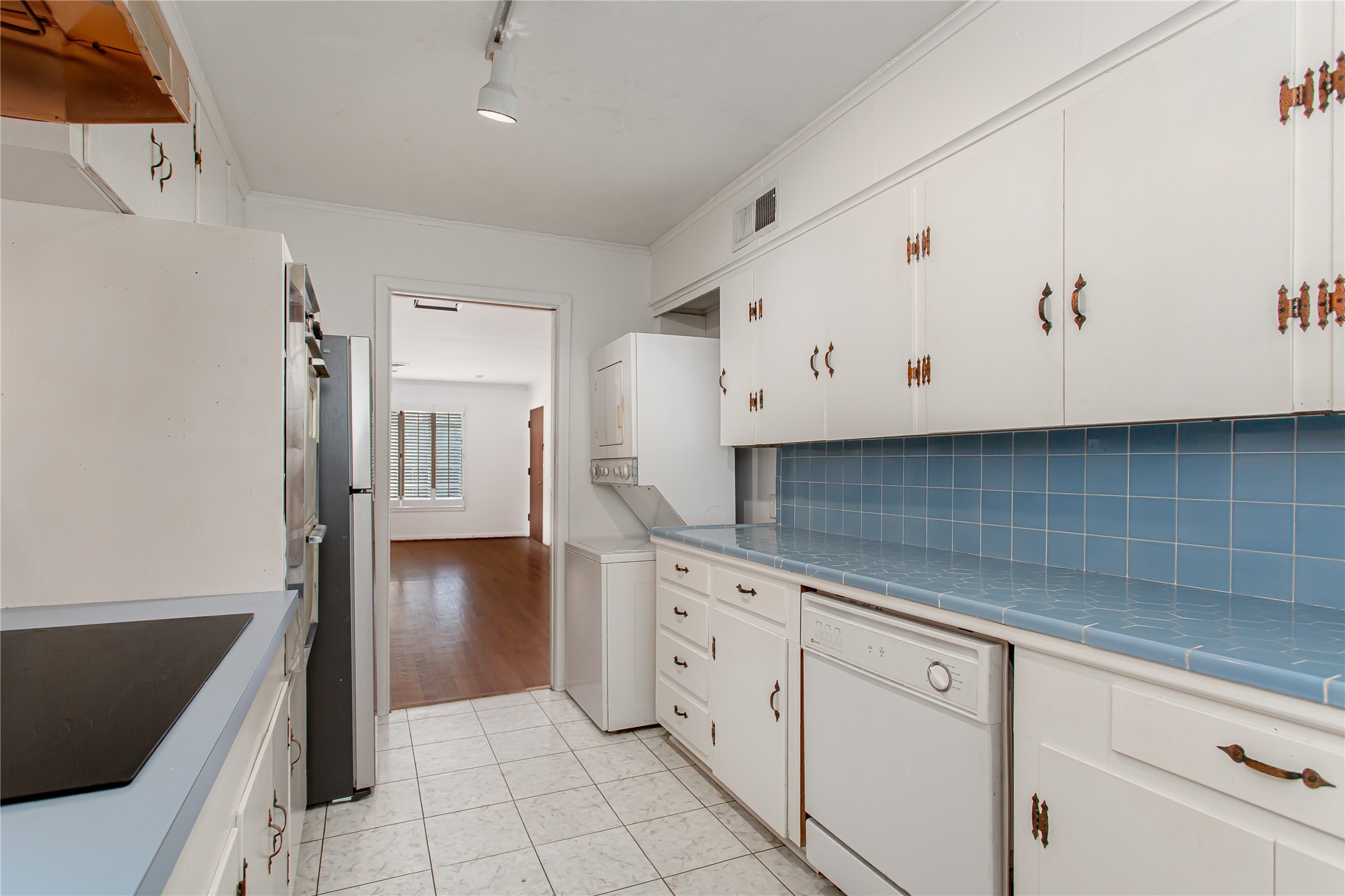 6523 E Mockingbird Lane Dallas TX 75214